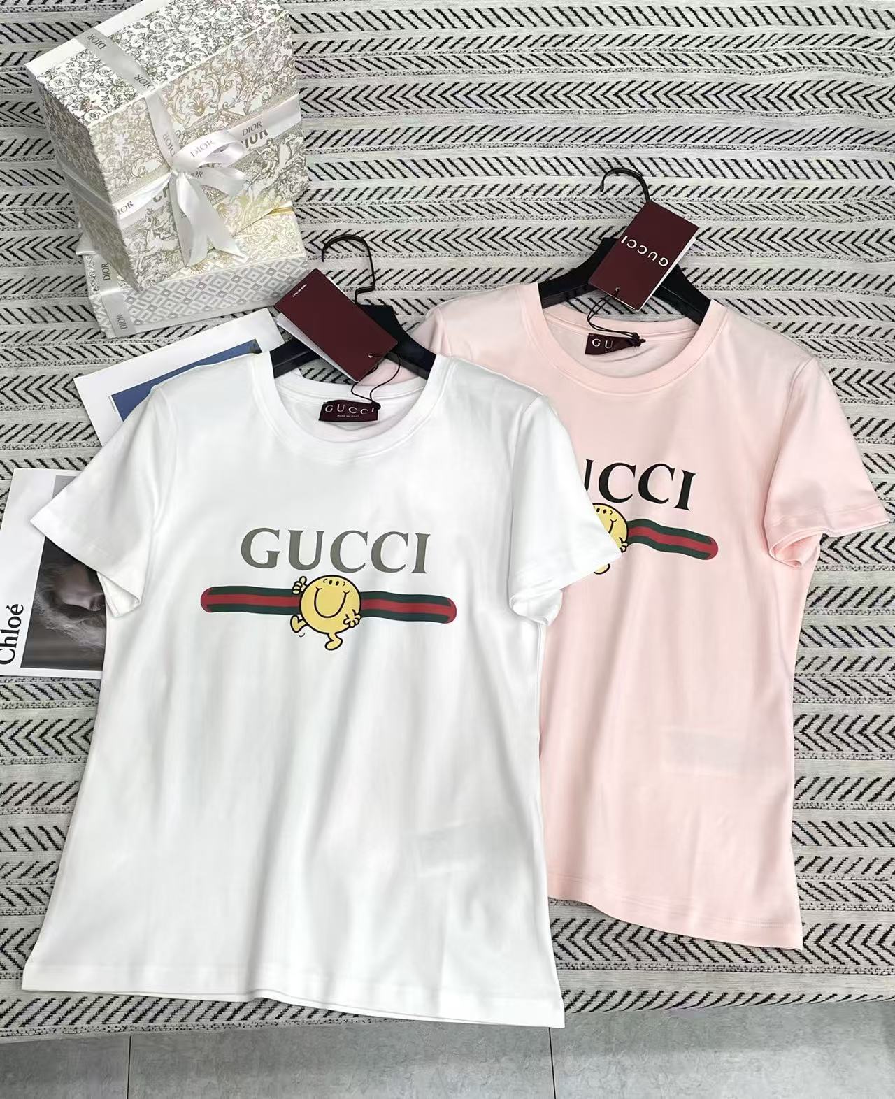 GUCC1 スマイリーフェイス レター Tシャツ【50％割引+送料無料】