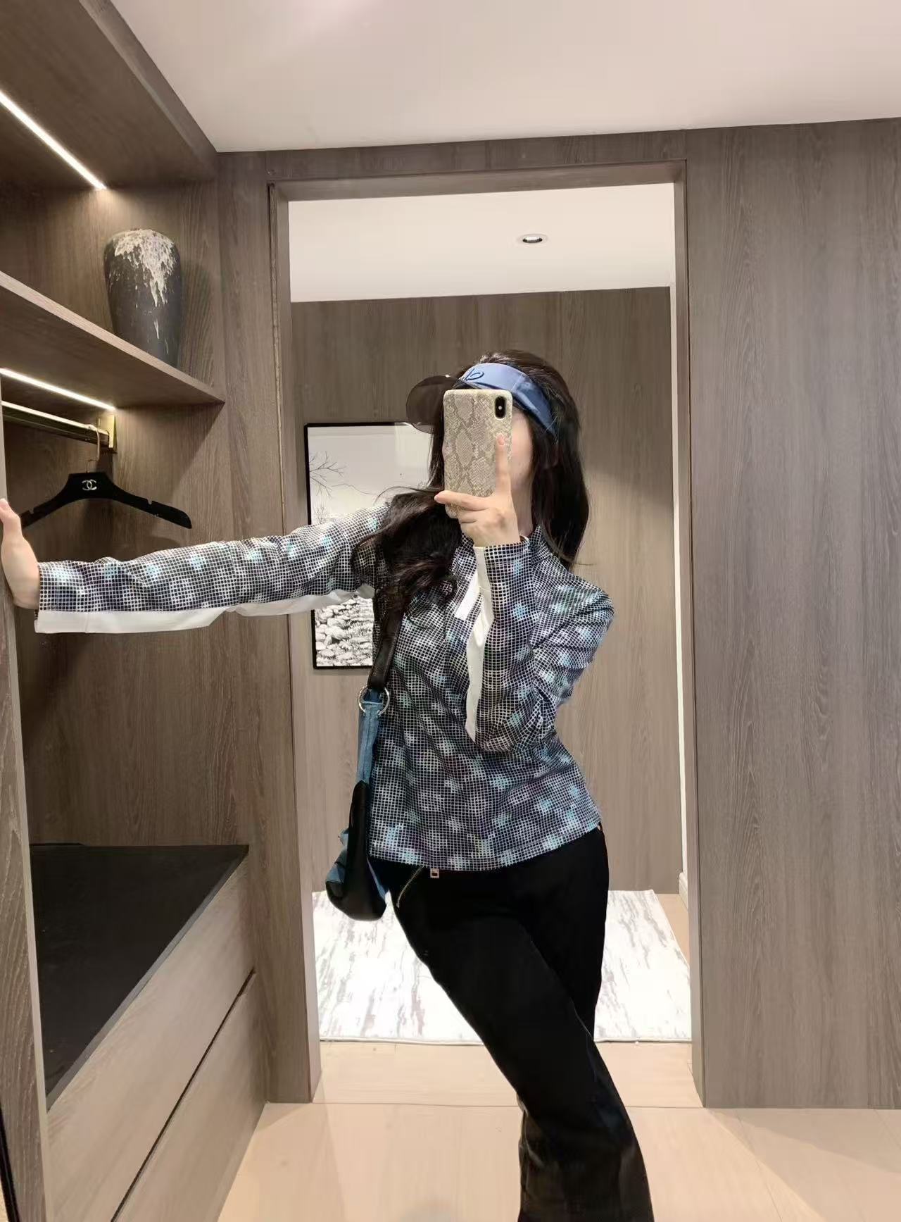 LVプリント ハーフジップTシャツ【50％割引+送料無料】