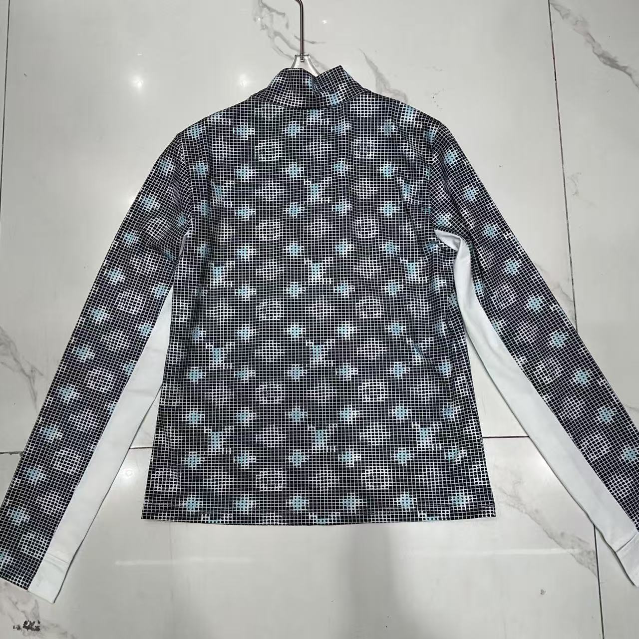 LVプリント ハーフジップTシャツ【50％割引+送料無料】