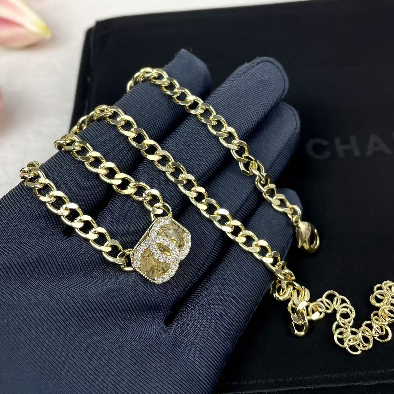 CHANE1 ダブルC シュガーキューブネックレス【50％割引+送料無料】