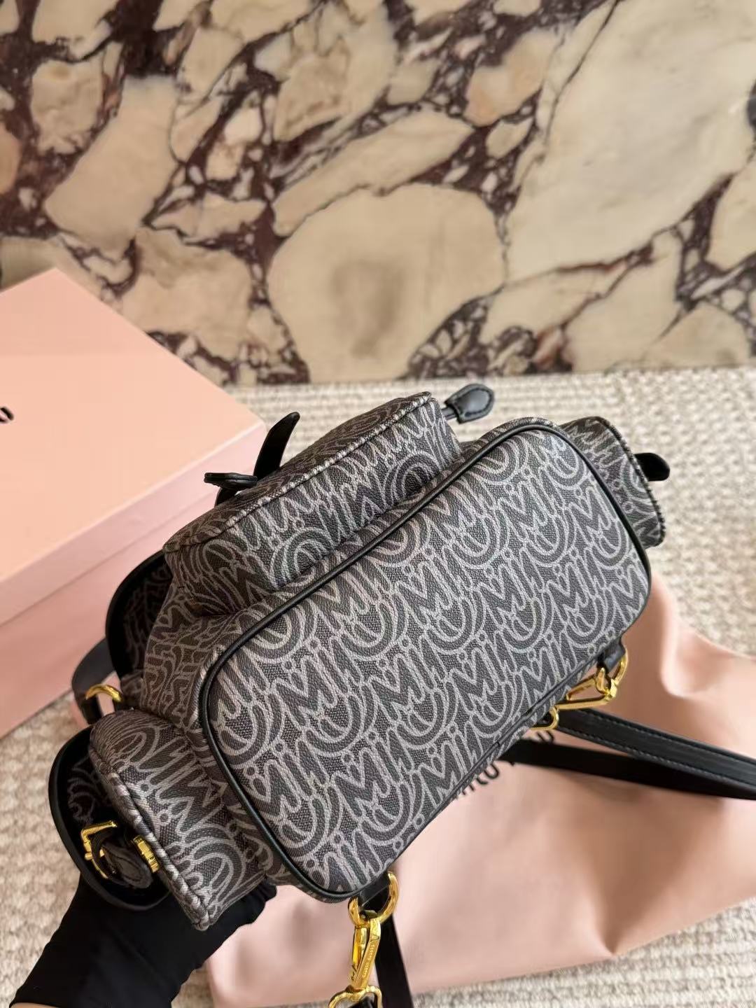 M1UM1U レターバックパック【50％割引+送料無料】