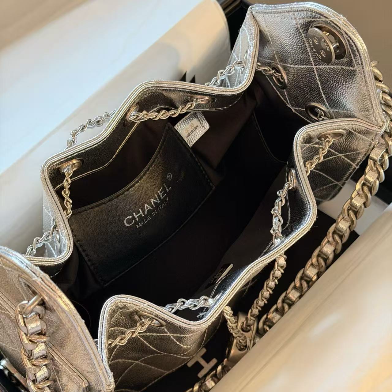 CHANE1 シルバー アンダーアームバッグ【50％割引+送料無料】