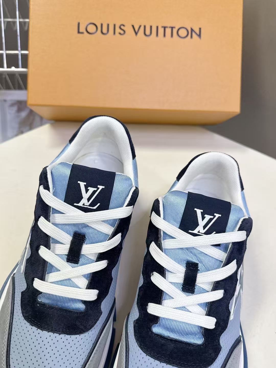 LVの高品質カラーブロックカジュアルシューズ【50％割引+送料無料】