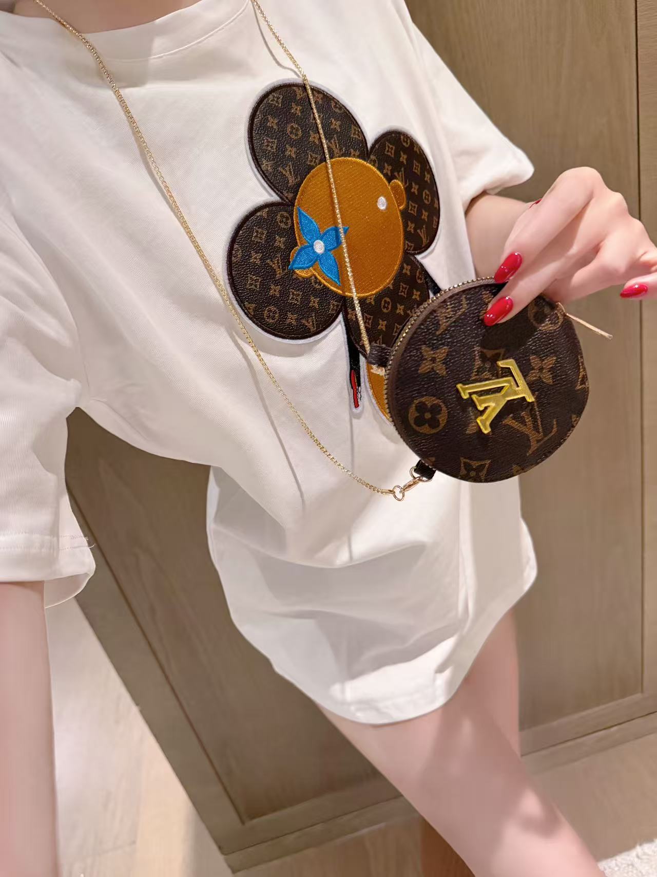 LVひまわりTシャツとバッグ【50％割引+送料無料】