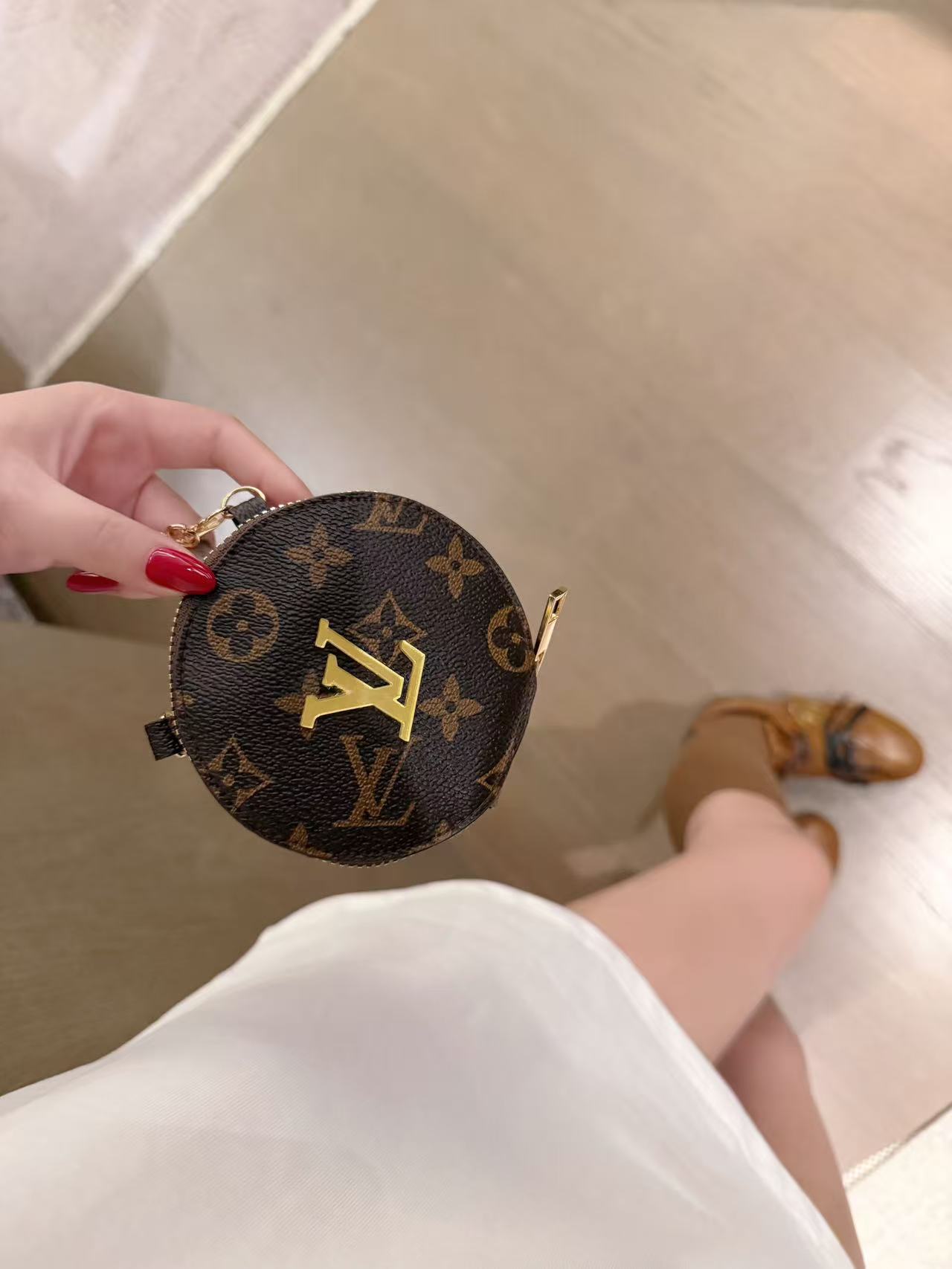 LVひまわりTシャツとバッグ【50％割引+送料無料】