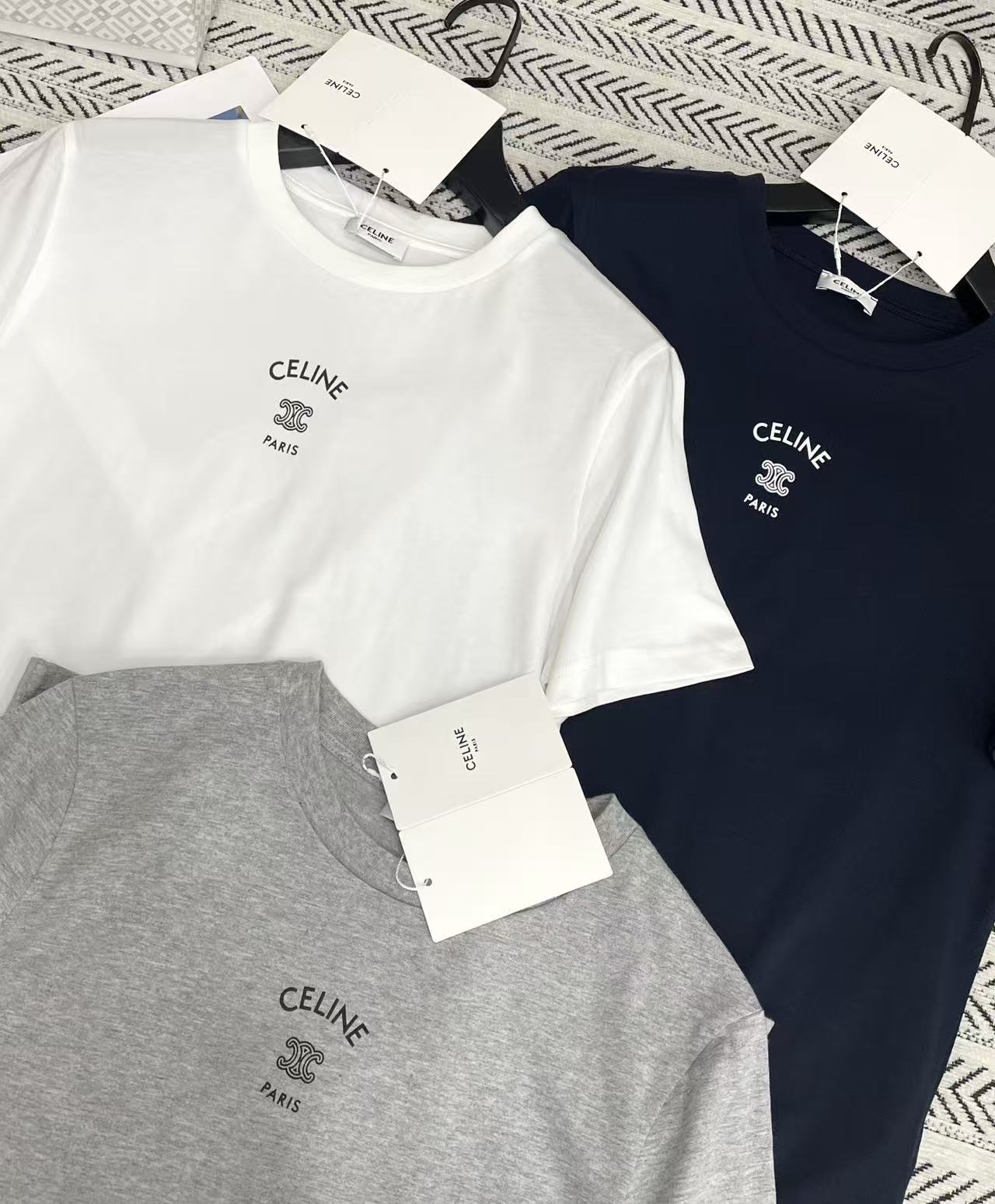 CEL1NE 凱旋門レターTシャツ【50％割引+送料無料】