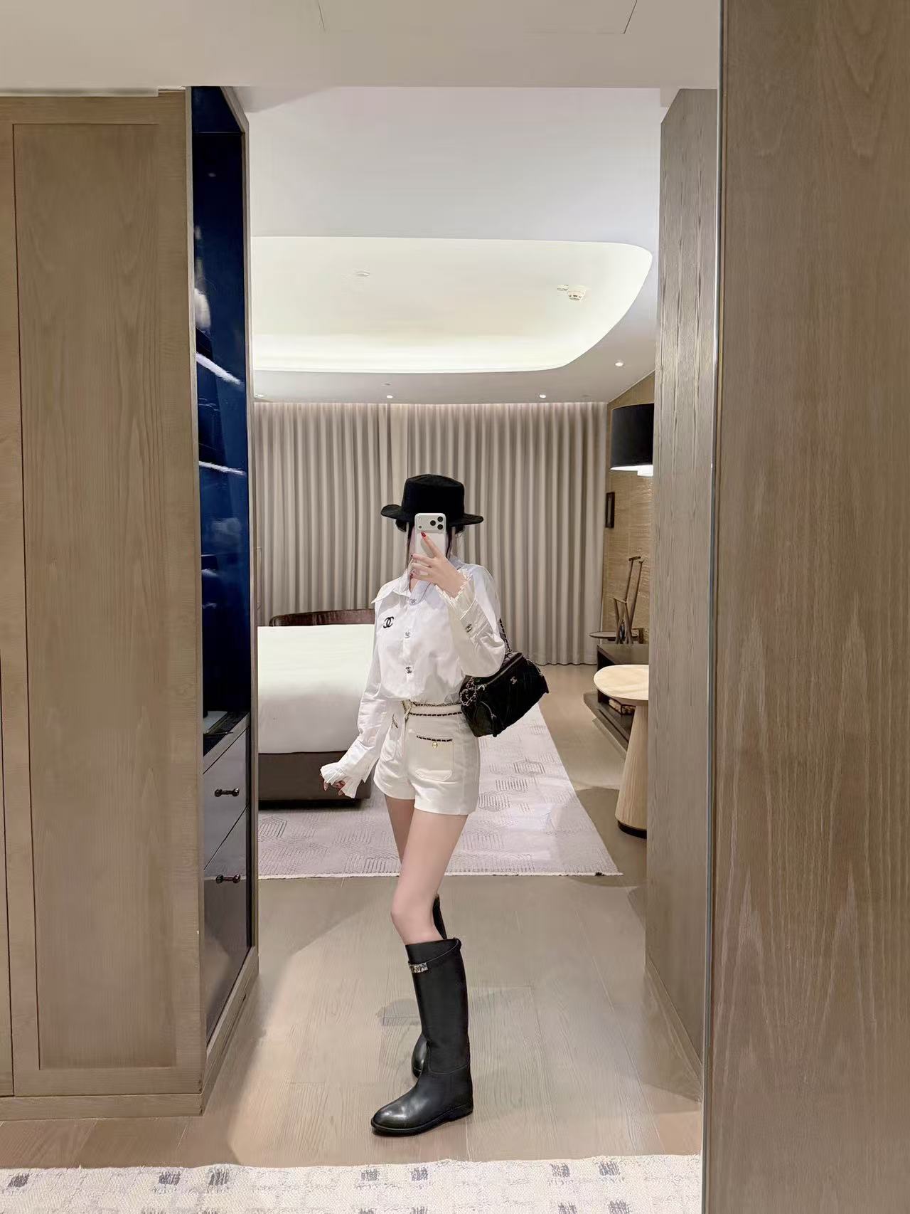 CHANE1 ダブルCボタンシャツ【50％割引+送料無料】