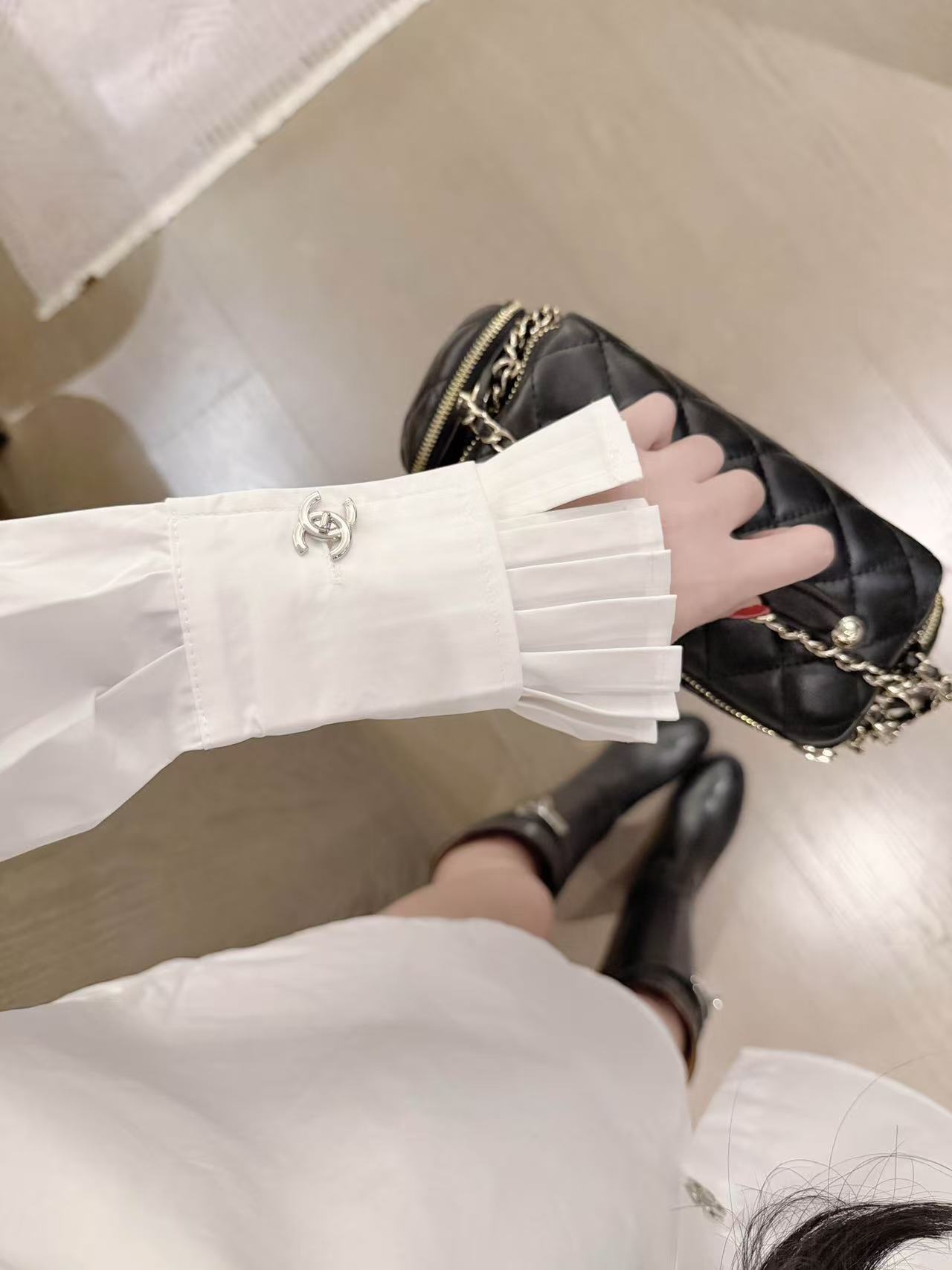 CHANE1 ダブルCボタンシャツ【50％割引+送料無料】