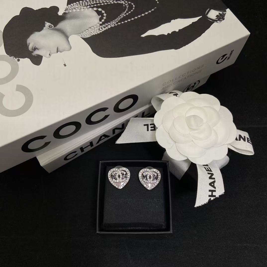 CHANE1 ダブルC ハート イヤリング【50％割引+送料無料】