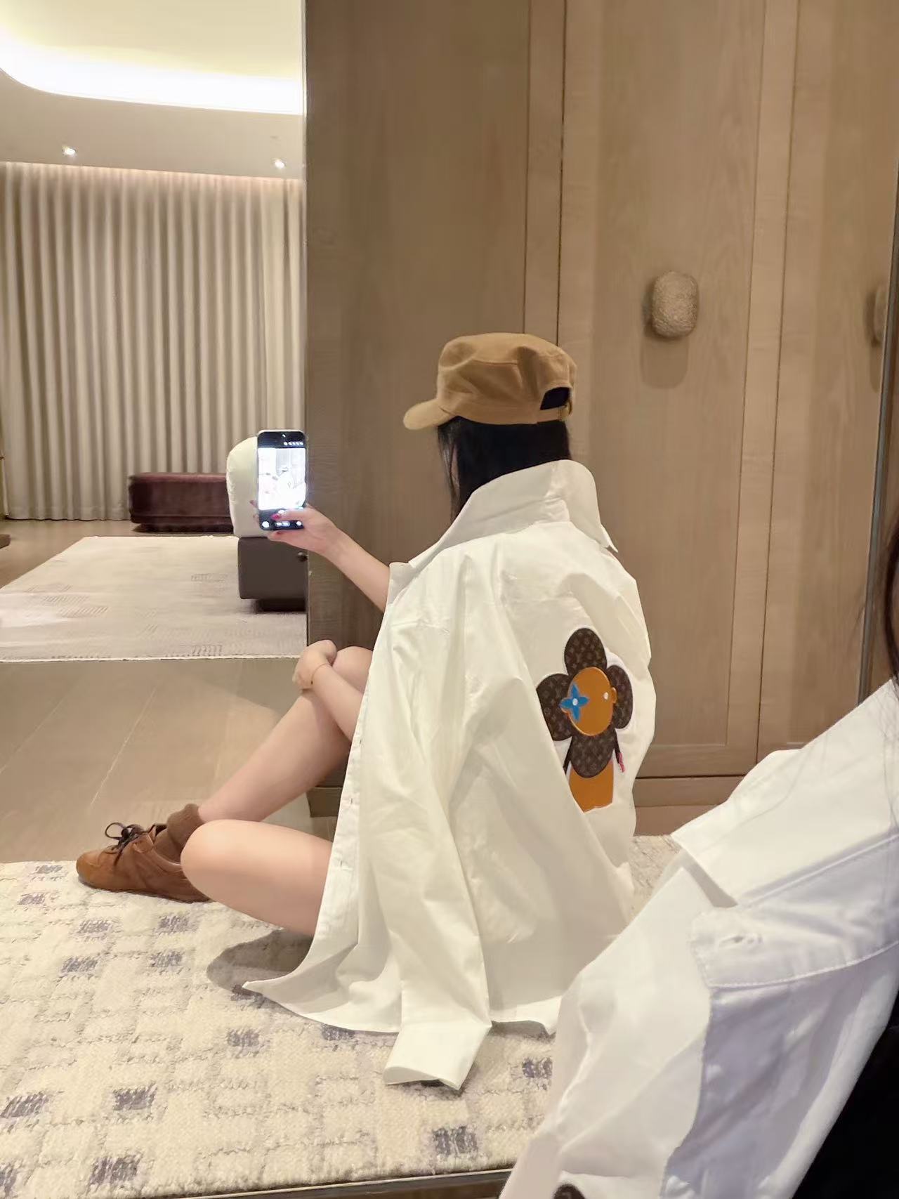 LVひまわりシャツ【50％割引+送料無料】