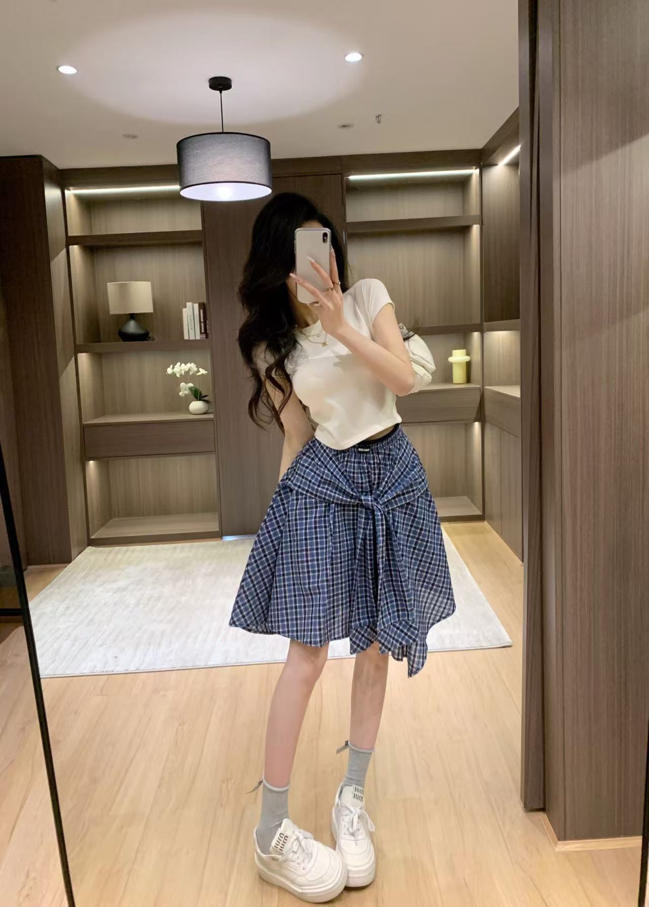 M1UM1U チェック柄タイアップミディスカート【50％割引+送料無料】