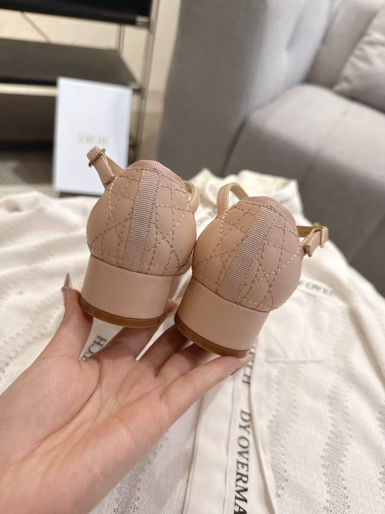 DIOR 高品質チェックパールローヒールシューズ【50％割引+送料無料】