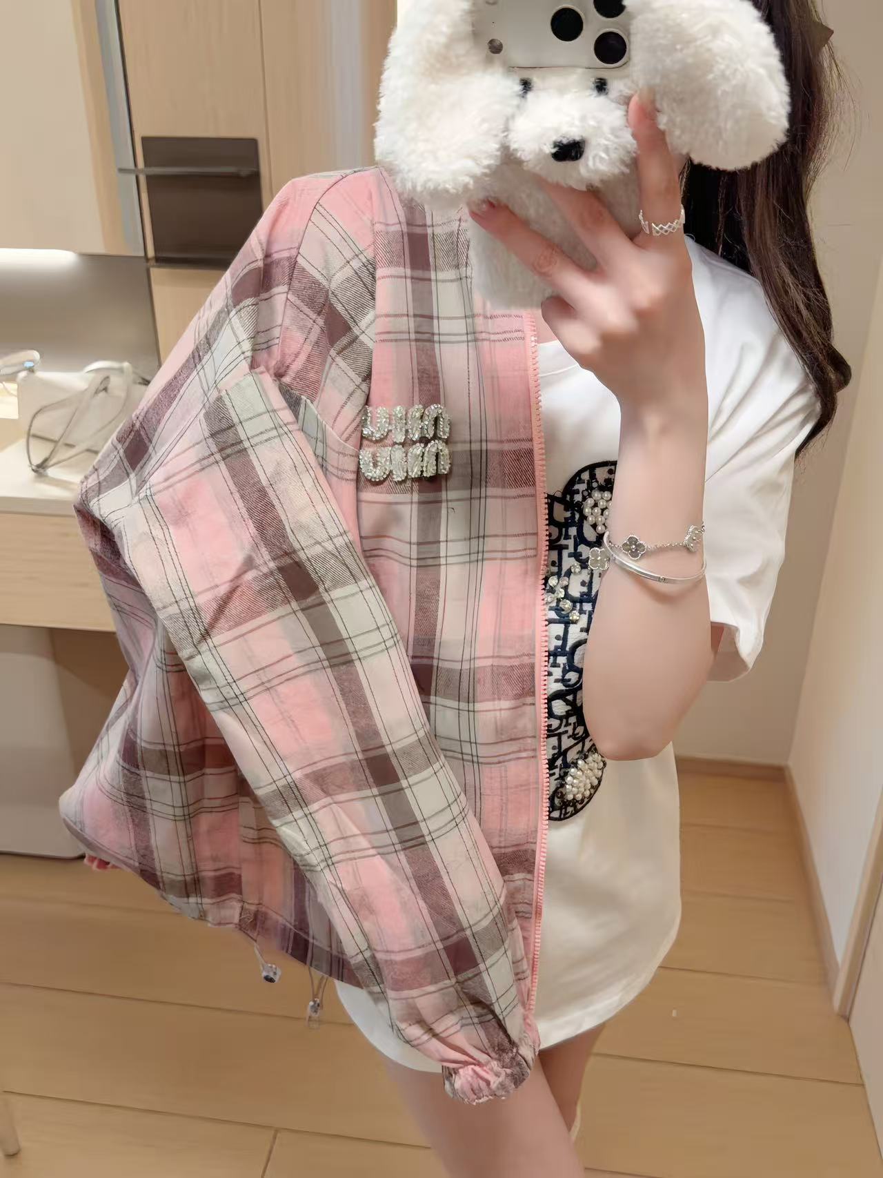 M1UM1U ラインストーンレタリングリバーシブルジャケット【50％割引+送料無料】