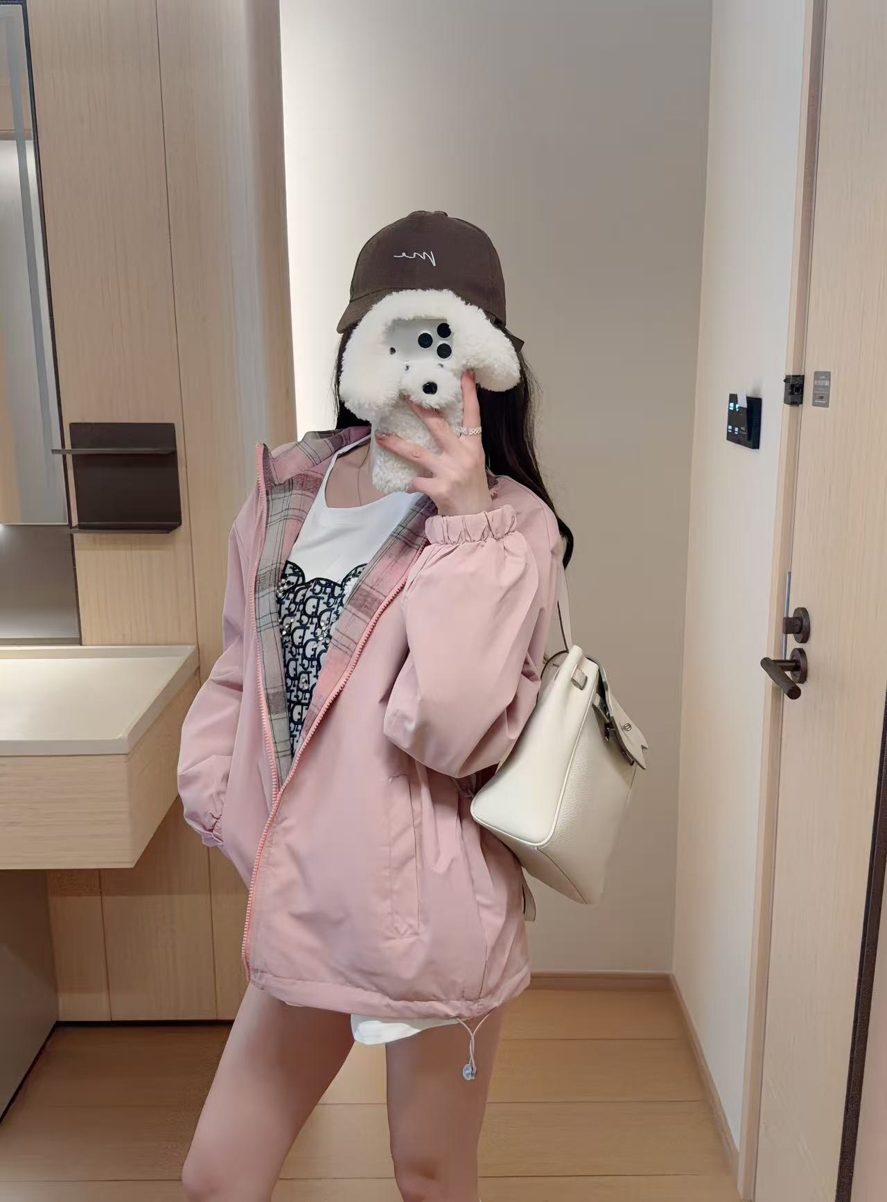 M1UM1U ラインストーンレタリングリバーシブルジャケット【50％割引+送料無料】