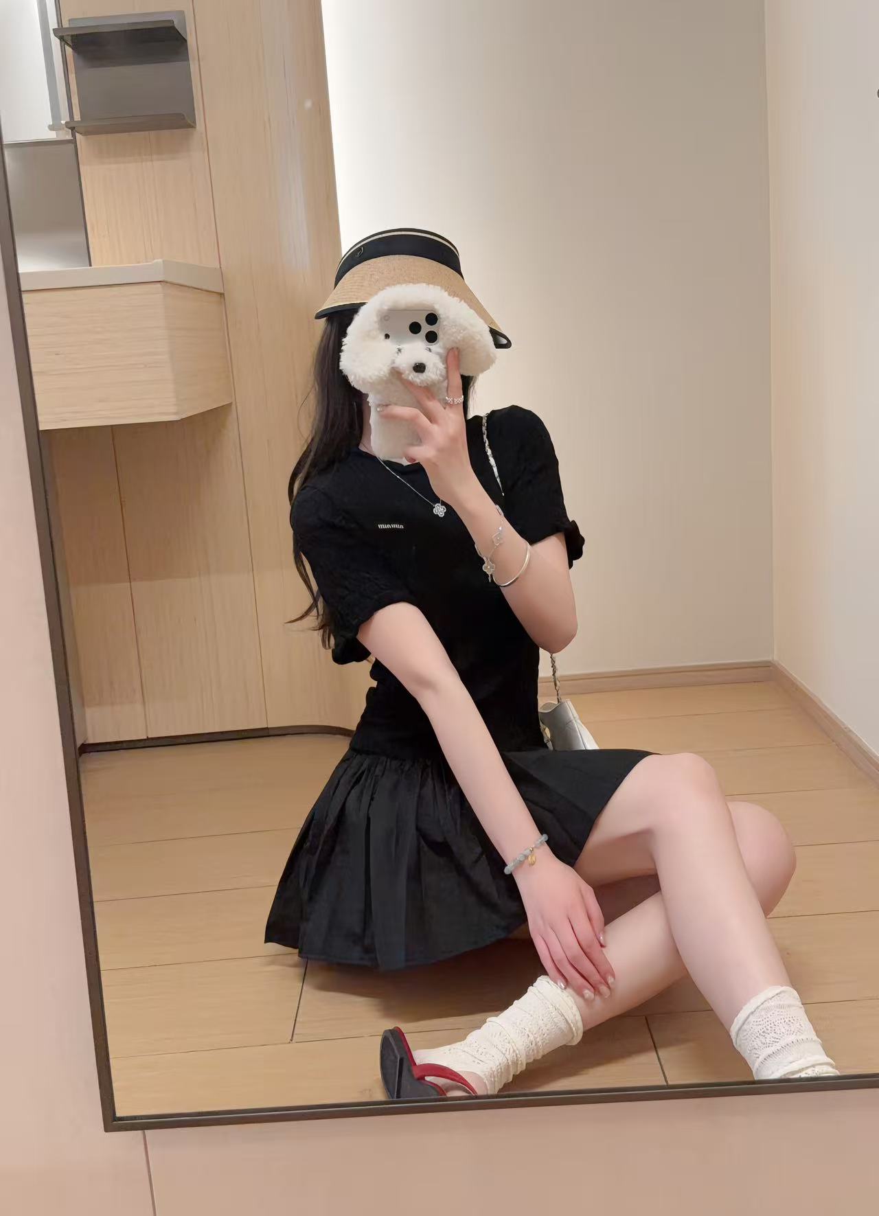 M1UM1U シンプルプリーツドレス【50％割引+送料無料】