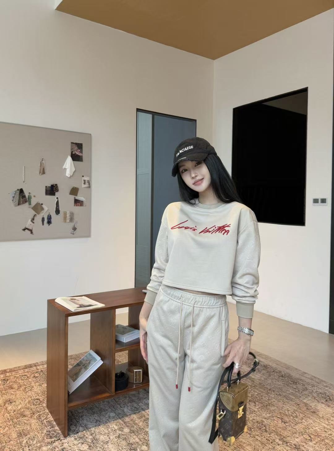 LV刺繍レターカジュアルスーツ【50％割引+送料無料】