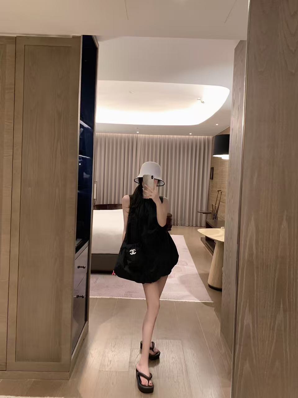 CHANE1 ダブルC ノースリーブドレス【50％割引+送料無料】