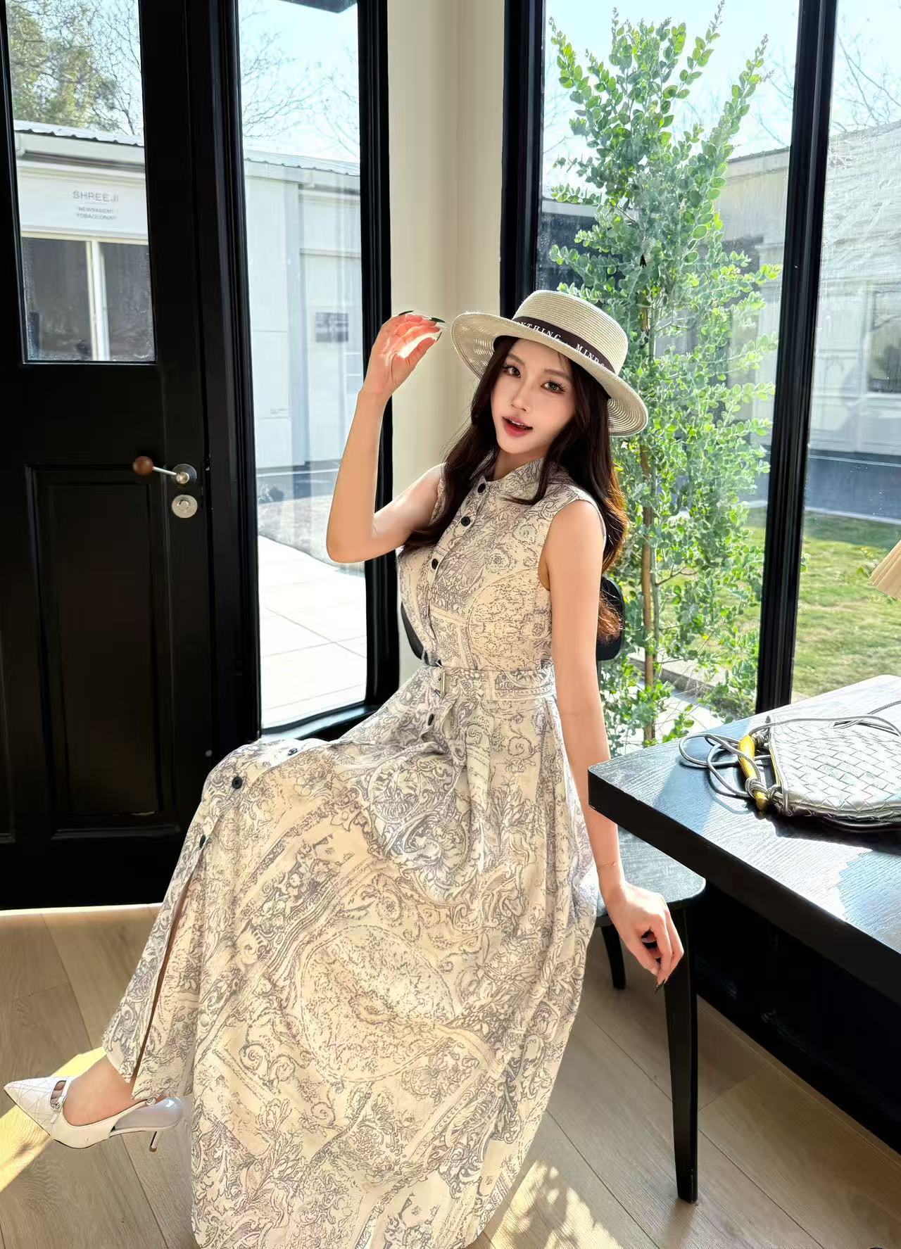 DIORの高品質ノースリーブプリントドレス【50％割引+送料無料】