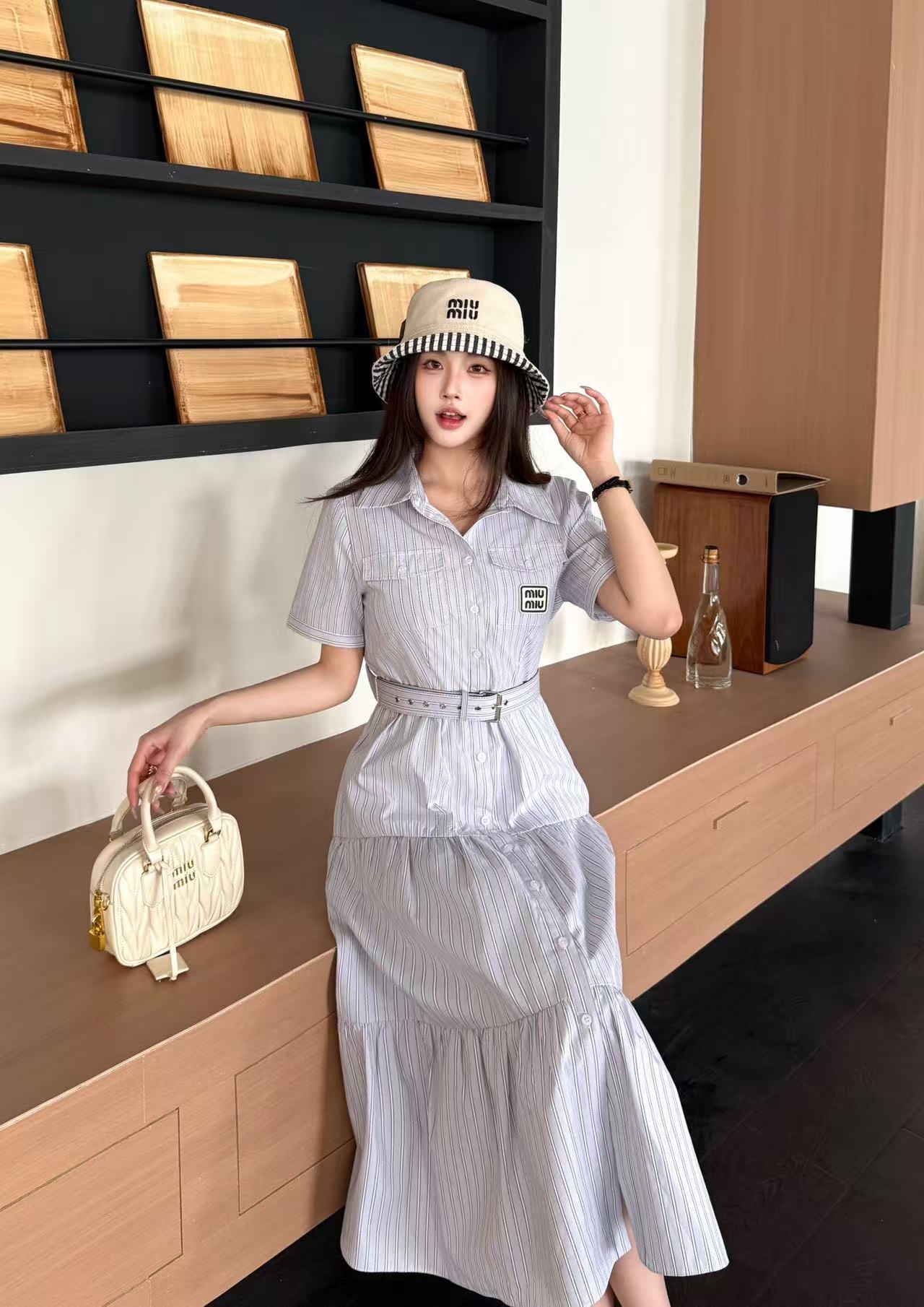 M1UM1U 高品質ストライプドレス【50％割引+送料無料】