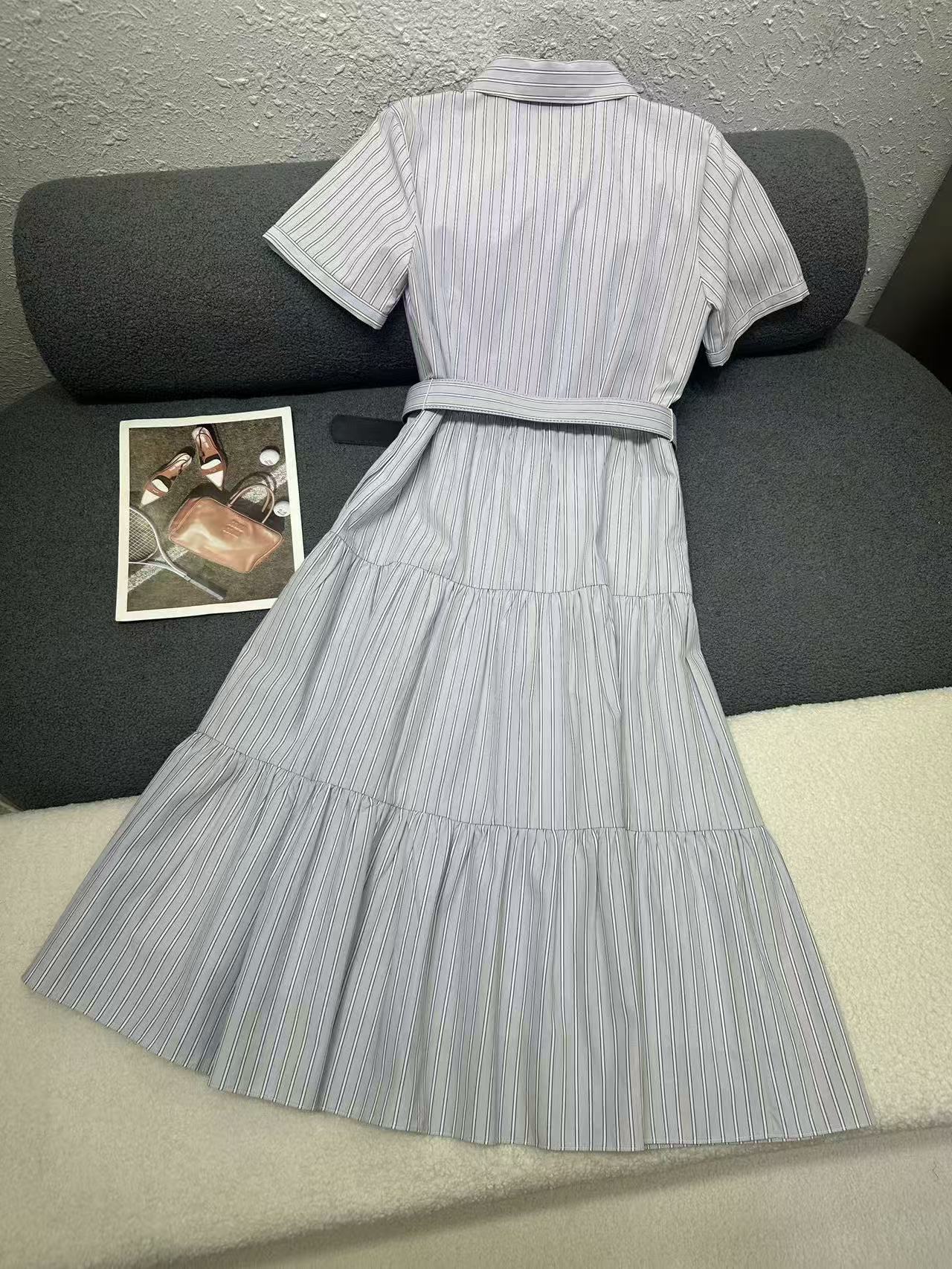 M1UM1U 高品質ストライプドレス【50％割引+送料無料】