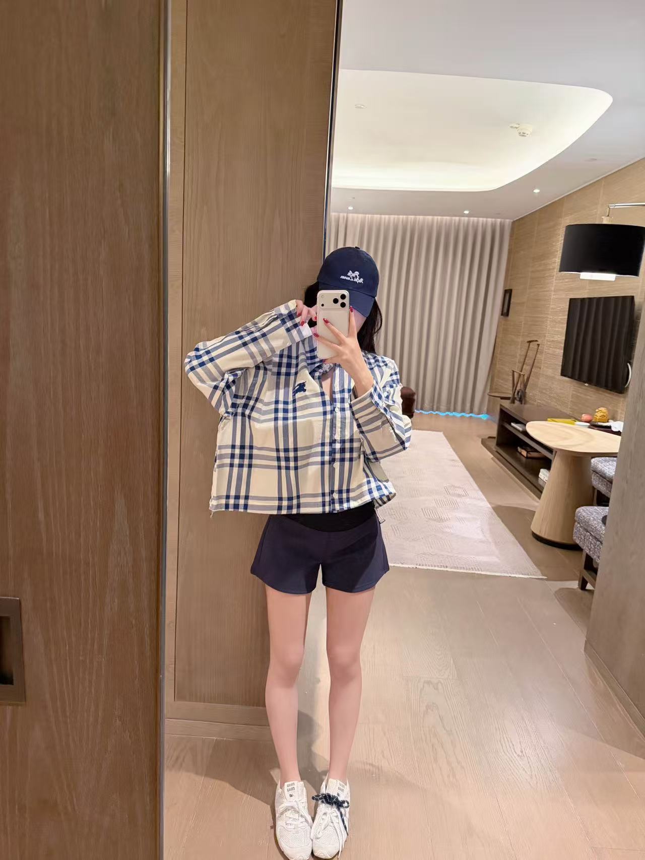 BUR8ERRY チェック柄ドローストリングシャツ【50％割引+送料無料】