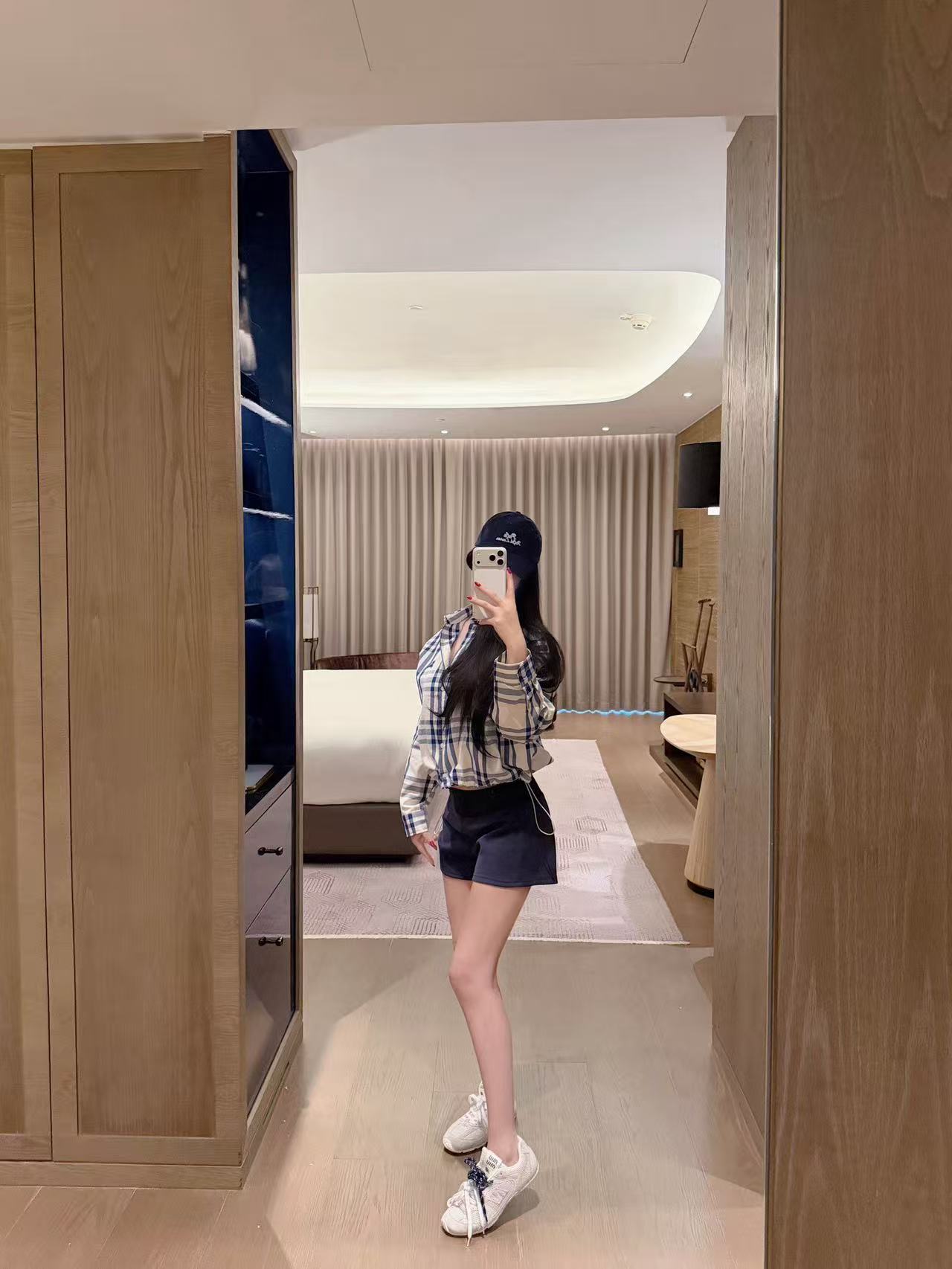 BUR8ERRY チェック柄ドローストリングシャツ【50％割引+送料無料】