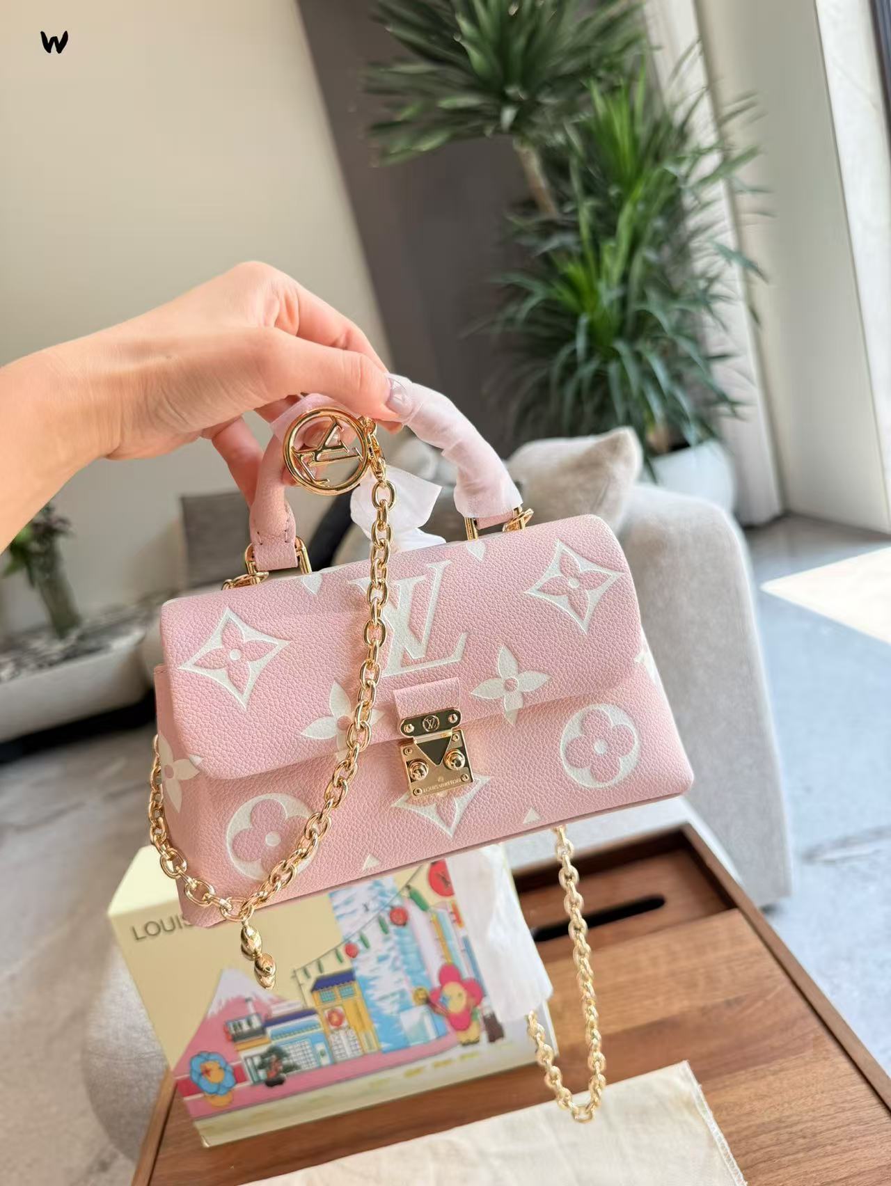 LVチェーンハンドバッグ【50％割引+送料無料】