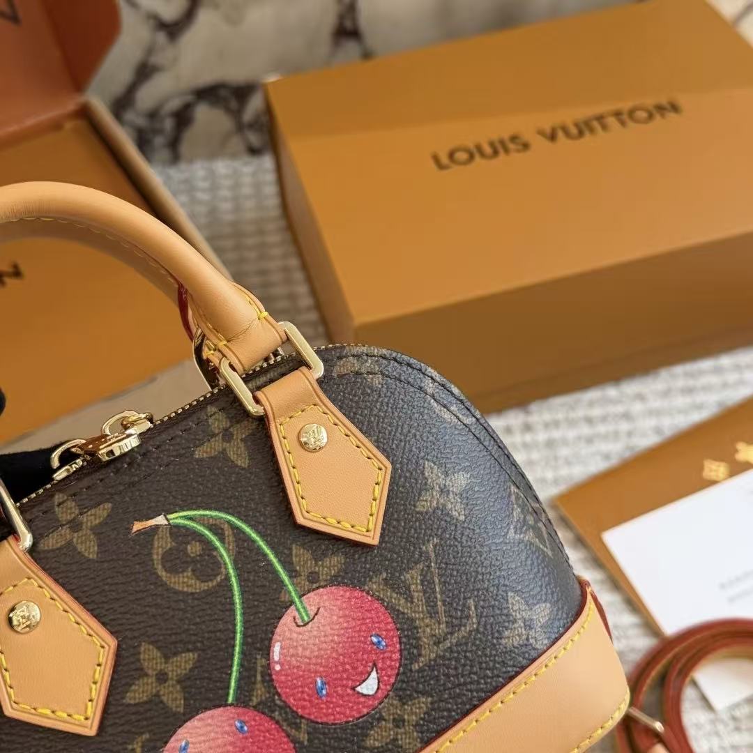 LVチェリーハンドバッグ【50％割引+送料無料】