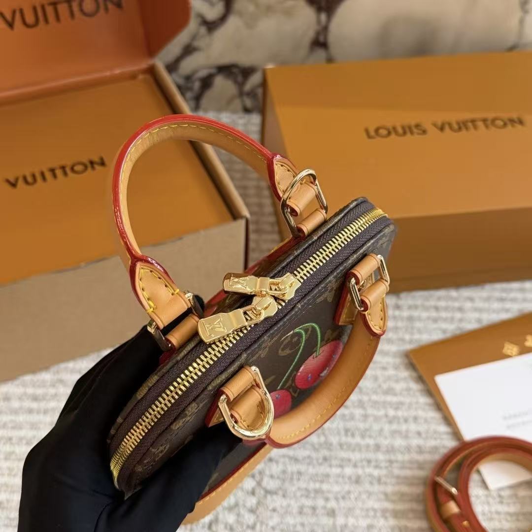 LVチェリーハンドバッグ【50％割引+送料無料】