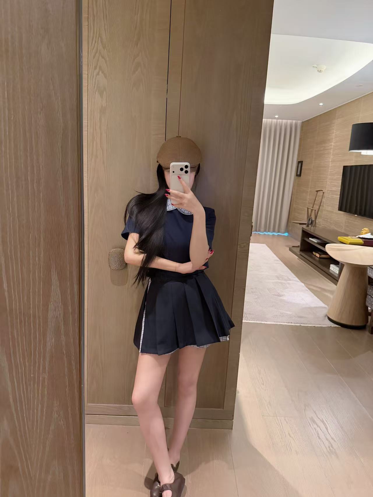 M1UM1U 刺繍レタートップ+スカート ツーピースセット【50％割引+送料無料】