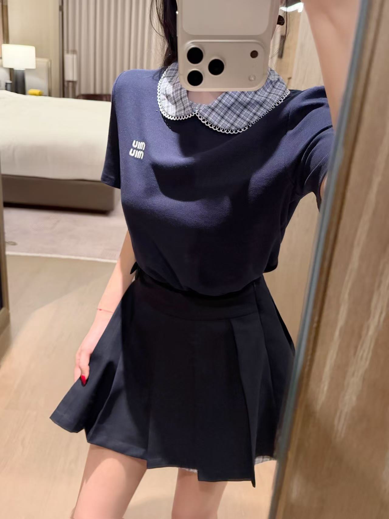 M1UM1U 刺繍レタートップ+スカート ツーピースセット【50％割引+送料無料】