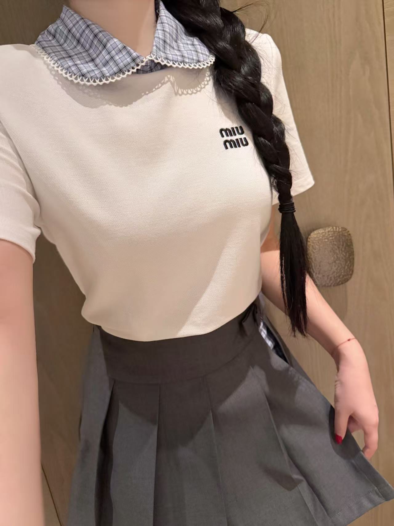 M1UM1U 刺繍レタートップ+スカート ツーピースセット【50％割引+送料無料】