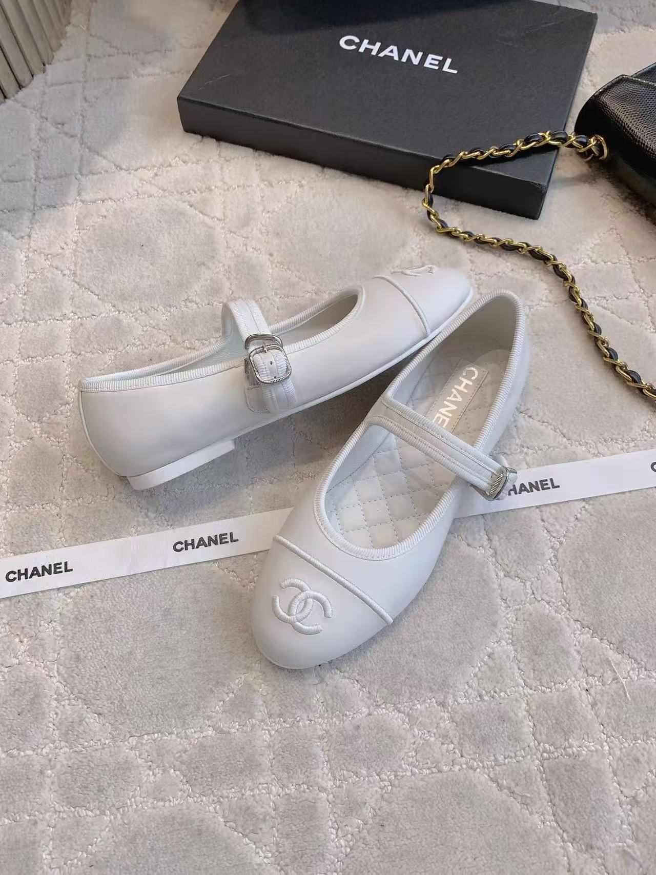 CHANE1 高品質ダブルCラムスキンフラットシューズ【50％割引+送料無料】