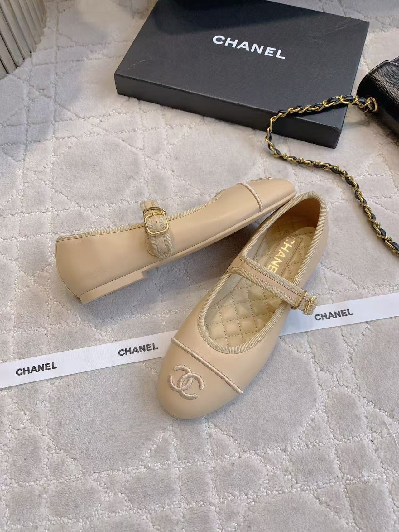 CHANE1 高品質ダブルCラムスキンフラットシューズ【50％割引+送料無料】