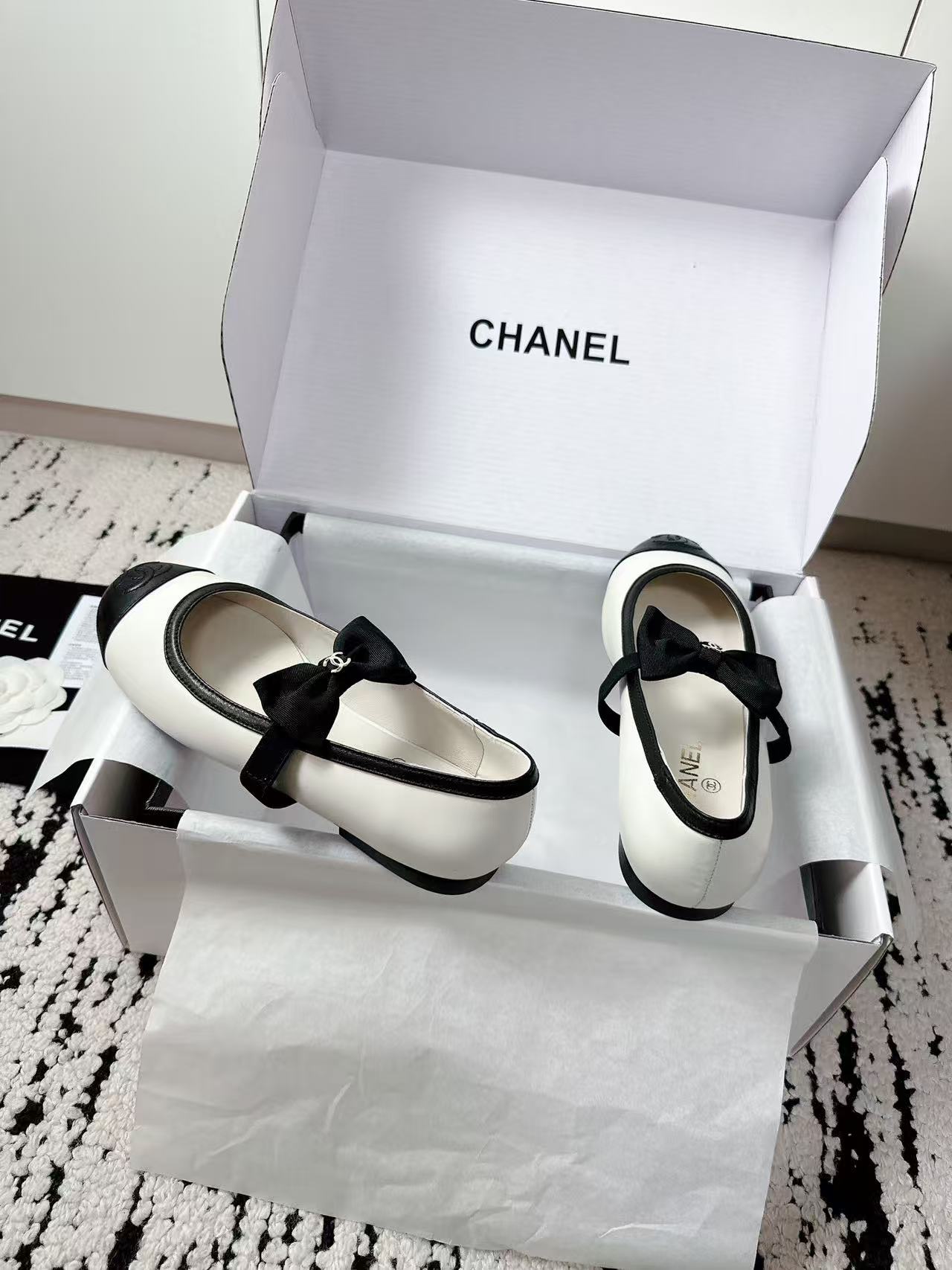 CHANE1 高品質ボウダブルCフラットシューズ【50％割引+送料無料】