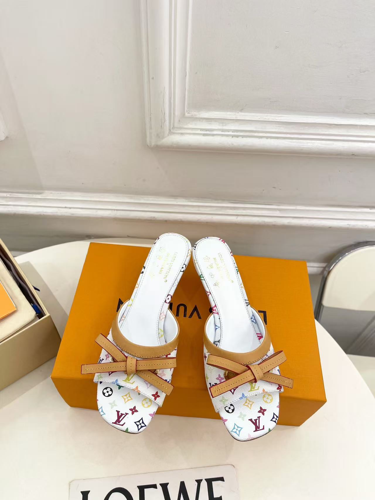 LVの高品質ラムスキンボウローヒールシューズ【50％割引+送料無料】