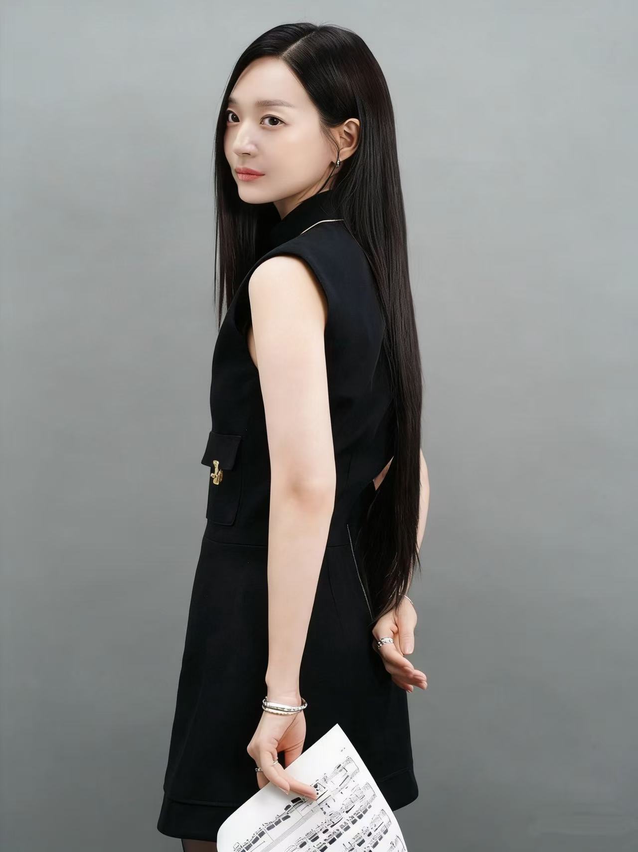 LVミニマリストジップアップタートルネックドレス【50％割引+送料無料】