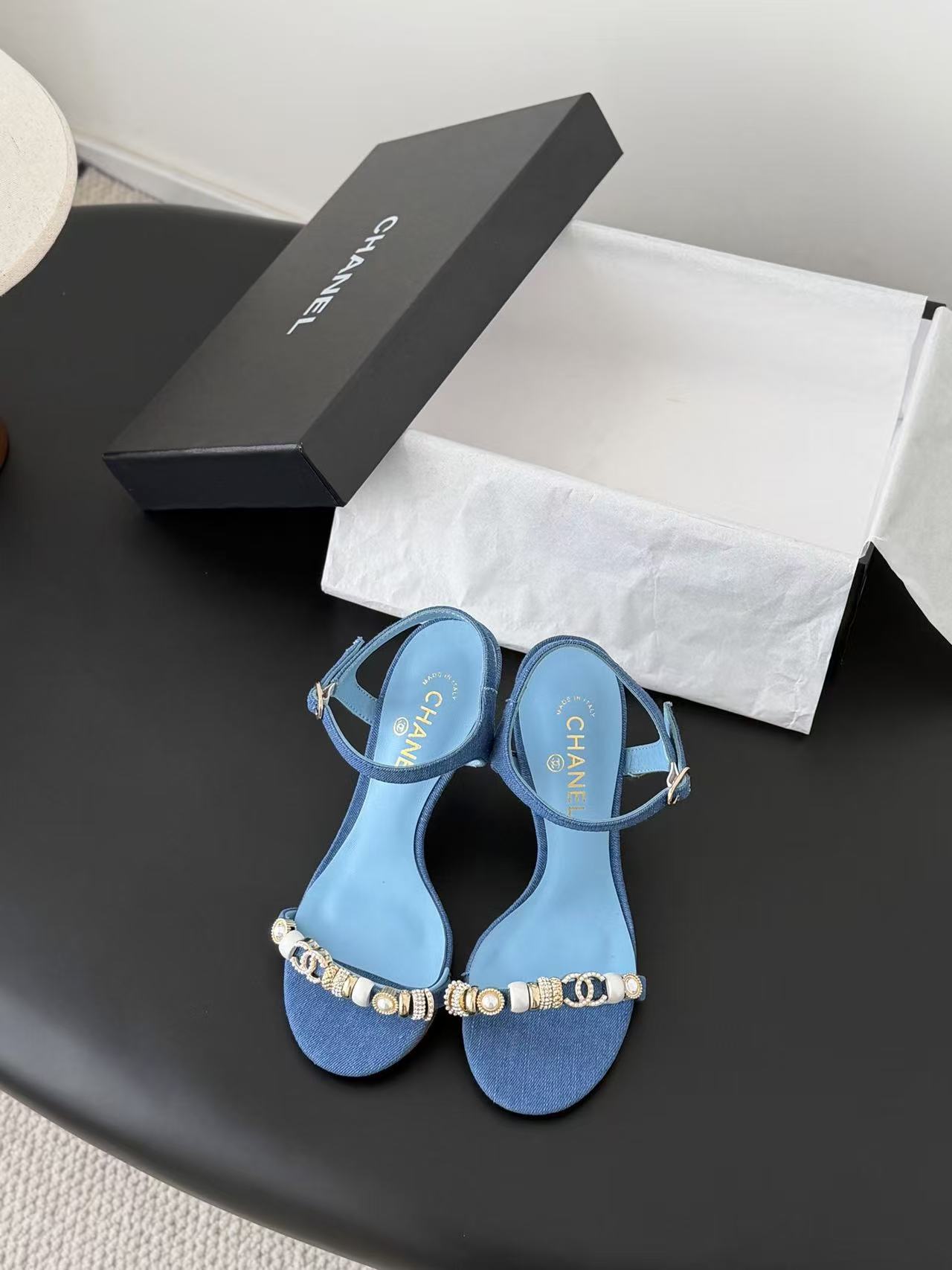 CHANE1 高品質ダブルCパールローヒールシューズ【50％割引+送料無料】