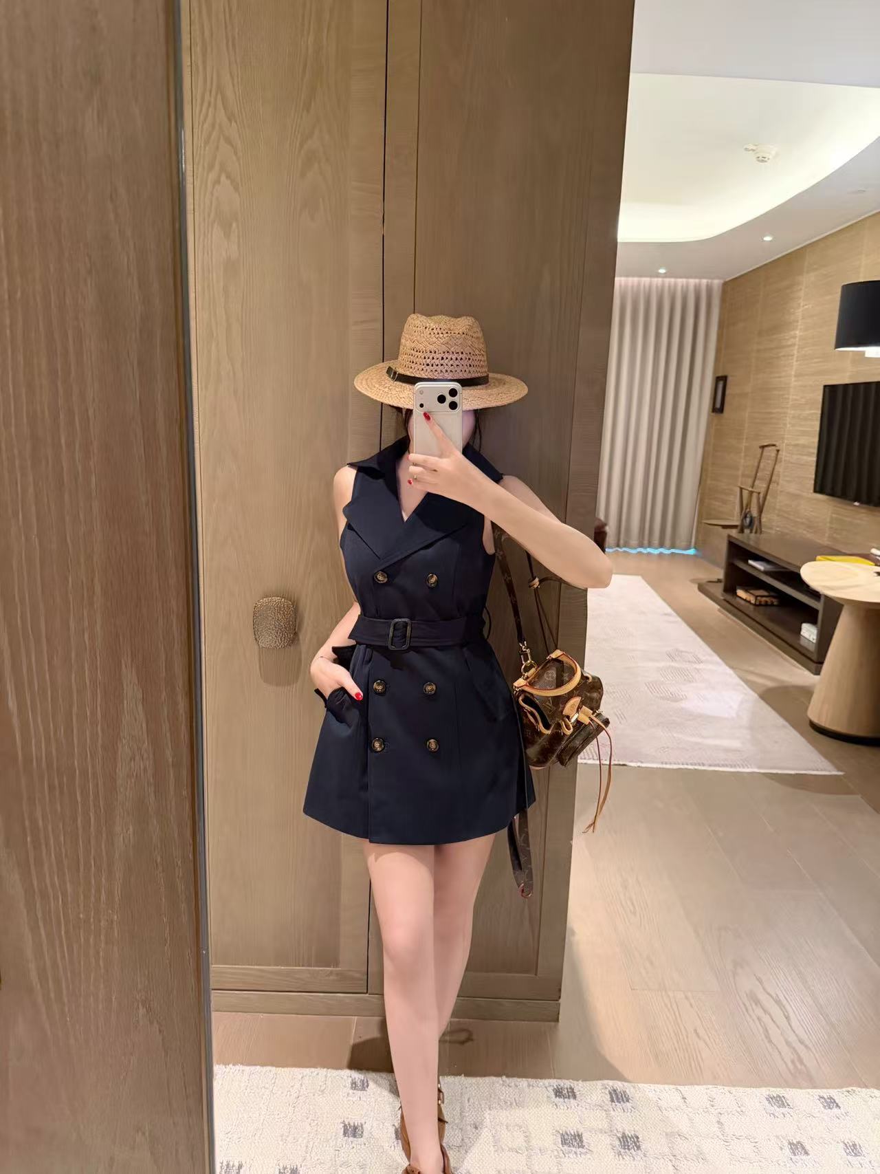 BUR8ERRY ダブルブレスト ノースリーブ ドレス【50％割引+送料無料】