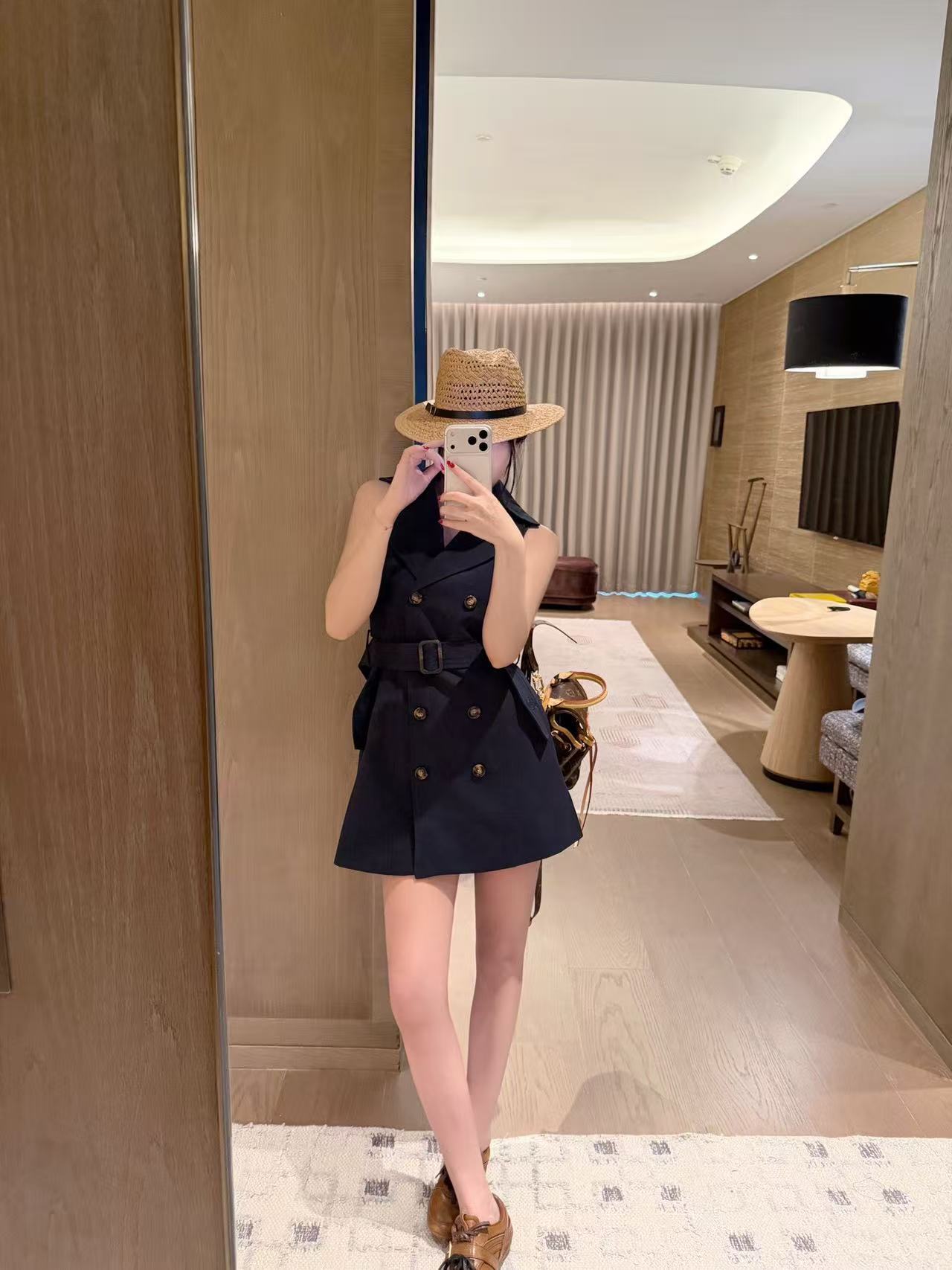 BUR8ERRY ダブルブレスト ノースリーブ ドレス【50％割引+送料無料】