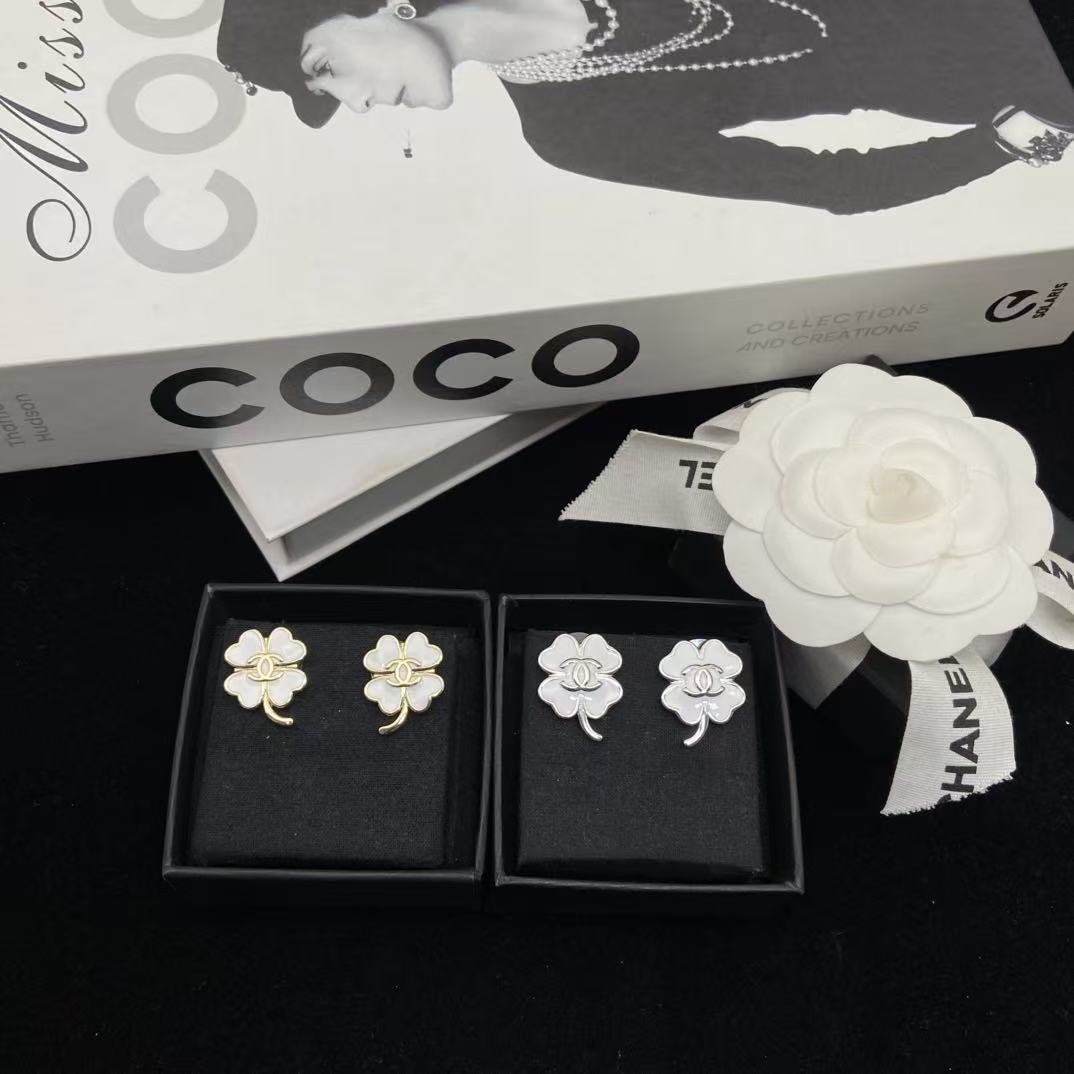 CHANE1 クローバーイヤリング【50％割引+送料無料】