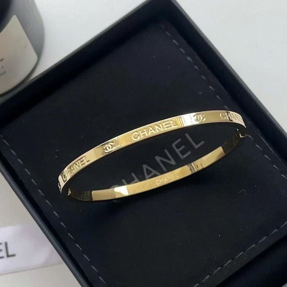 CHANE1 ダブルCレターブレスレット【50％割引+送料無料】