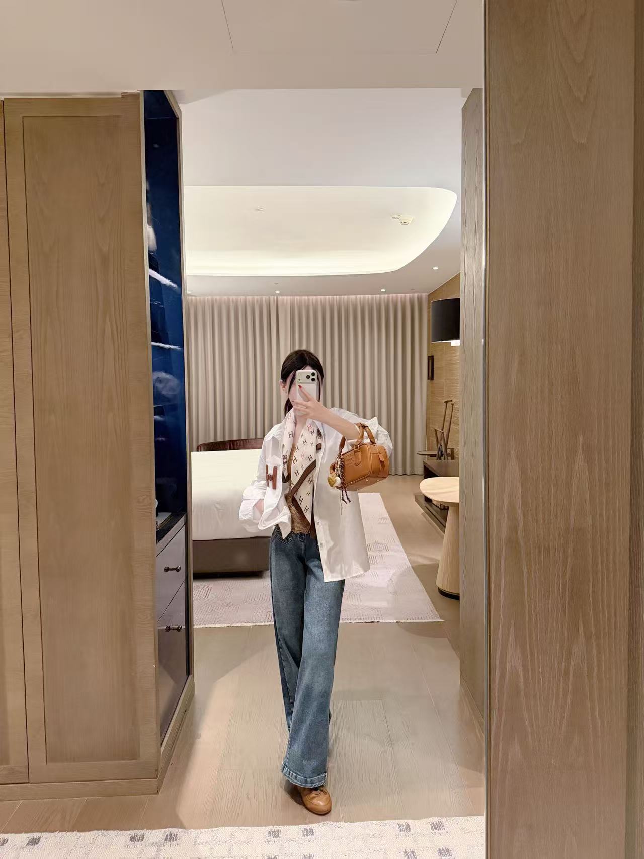 HERME5 スカーフ + シャツ【50％割引+送料無料】