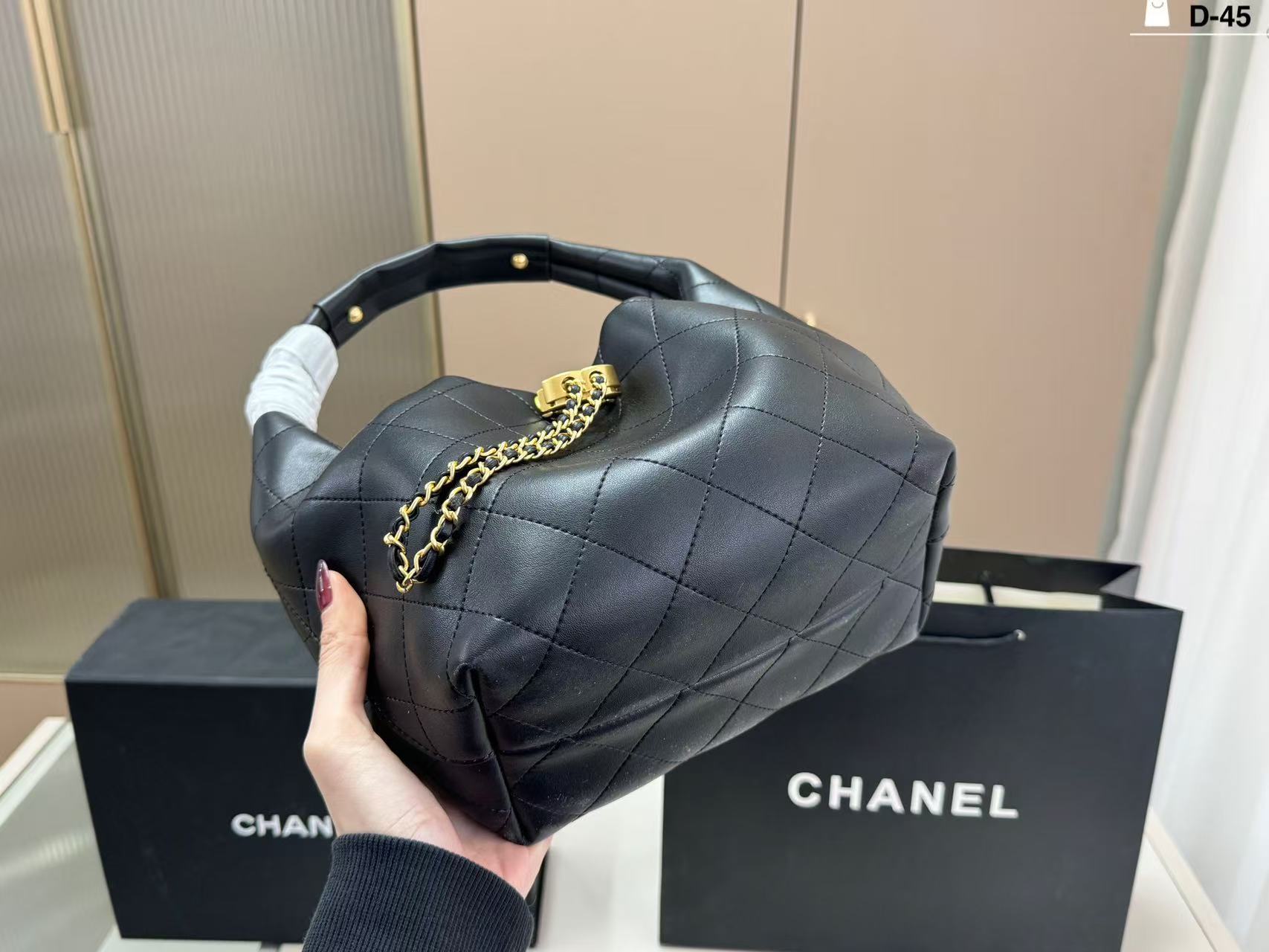 CHANE1Hoboハンドバッグ【50％割引+送料無料】