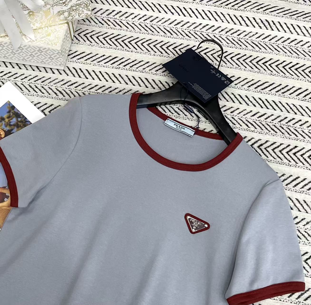 PR4DA シンプル トライアングル ロゴ Tシャツ【50％割引+送料無料】