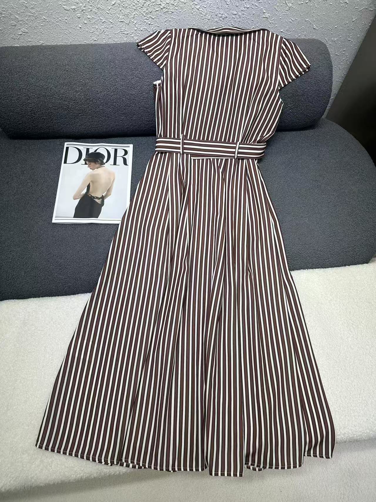 DIOR 高品質ストライプ刺繍ノースリーブドレス【50％割引+送料無料】