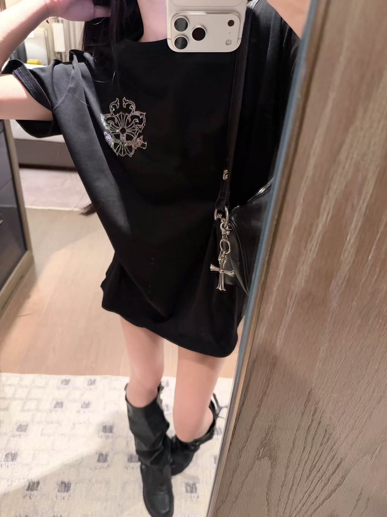 Chr0me HeartsラインストーンTシャツ【50％割引+送料無料】