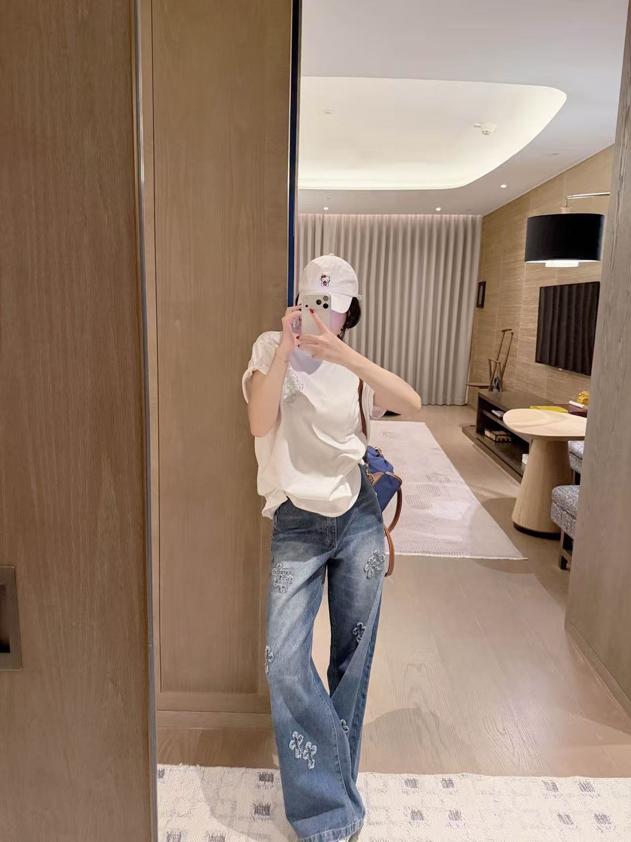 Chr0me HeartsラインストーンTシャツ【50％割引+送料無料】