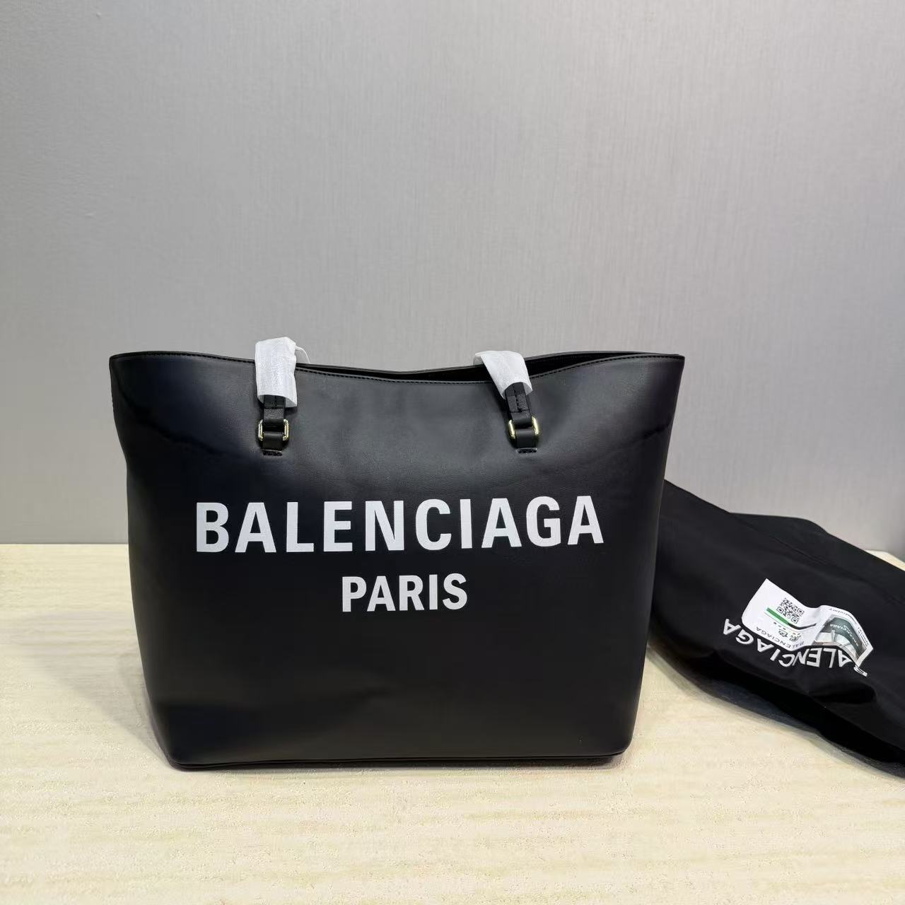 BALENC1AG レタートートバッグ【50％割引+送料無料】