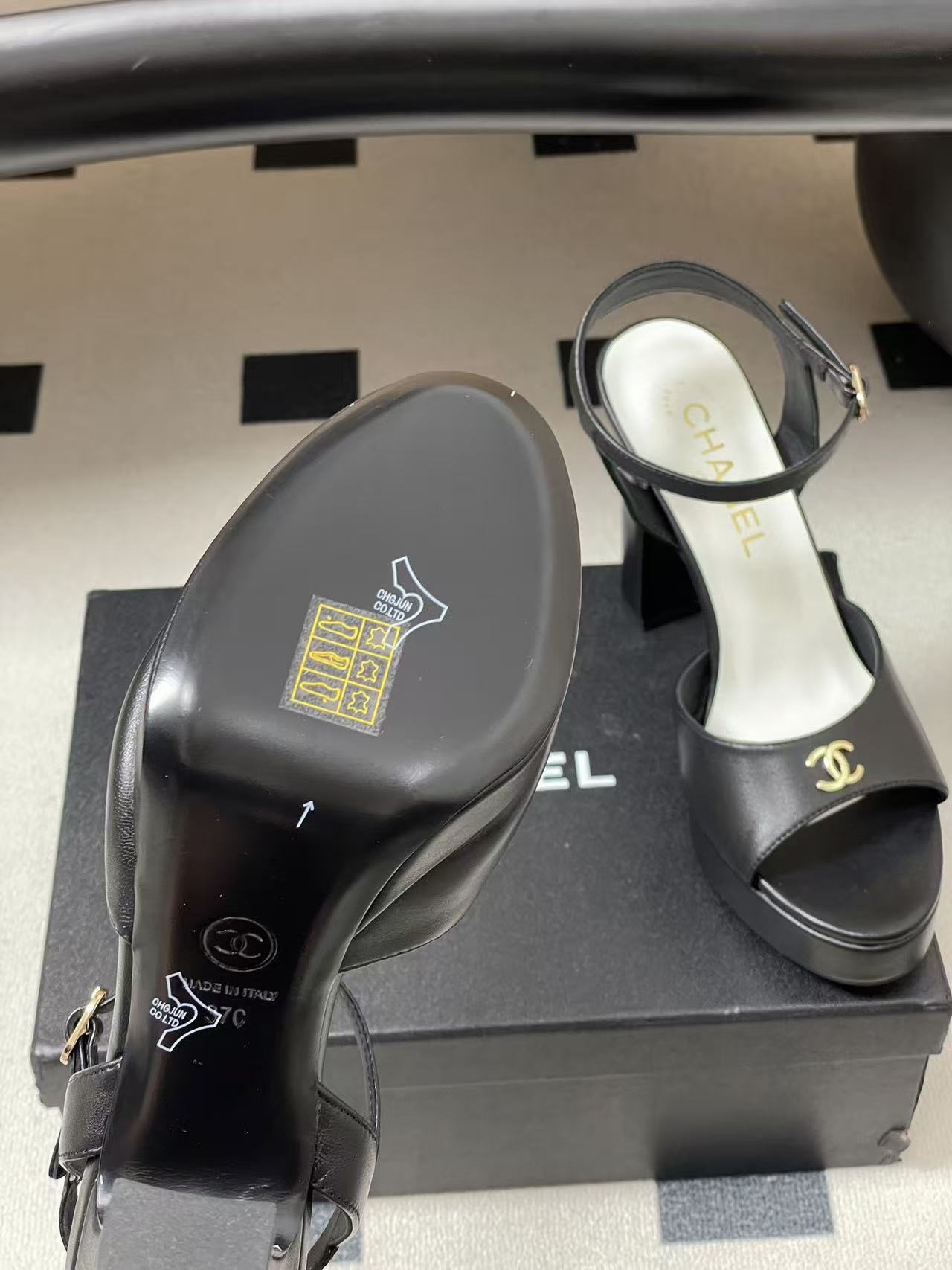 CHANE1 高品質ダブルCハイヒールサンダル【50％割引+送料無料】
